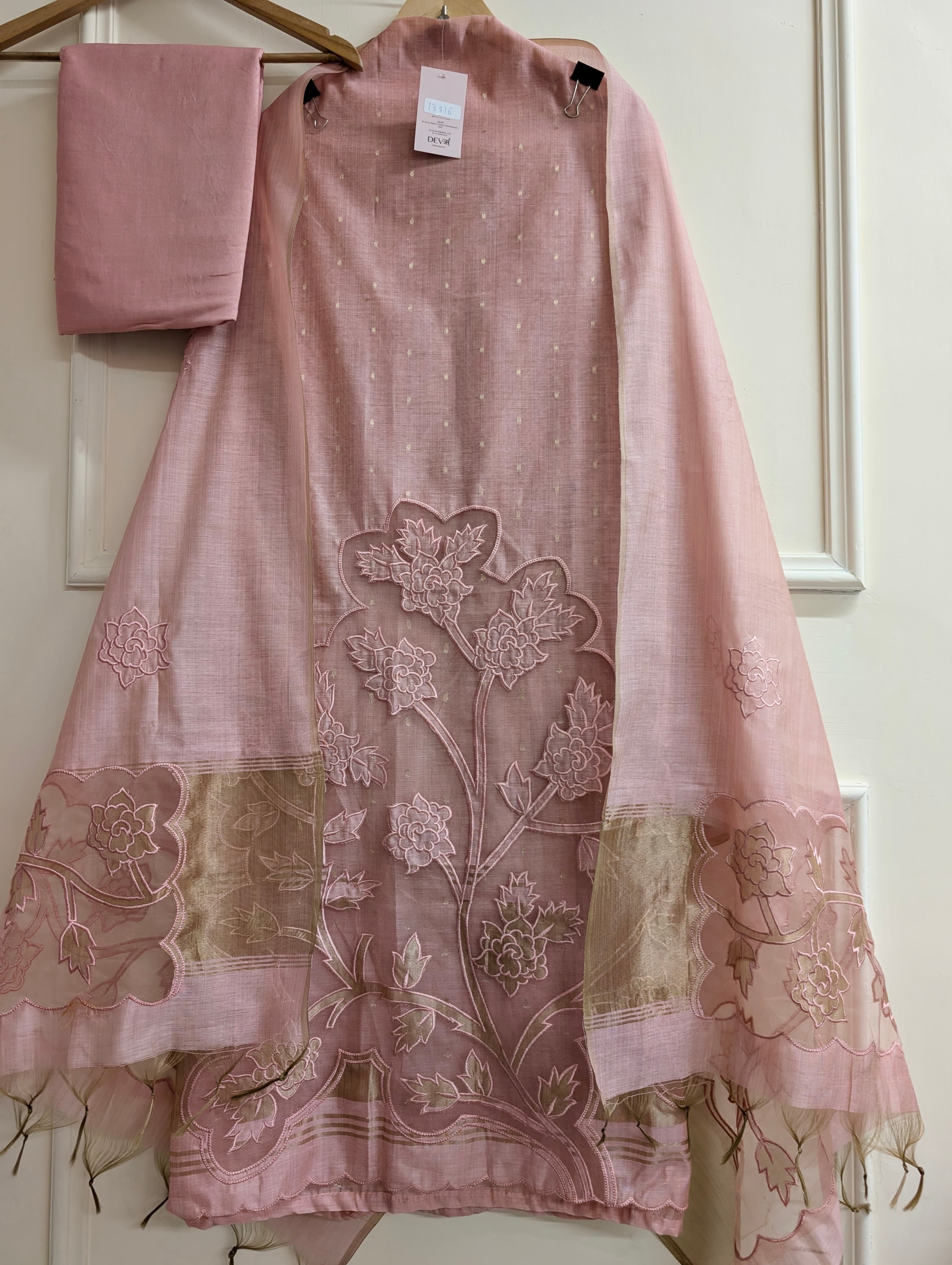 Pink Mul Chanderi Embroidered Unstitched 3-Piece Suit (Devri – D.No 13816)