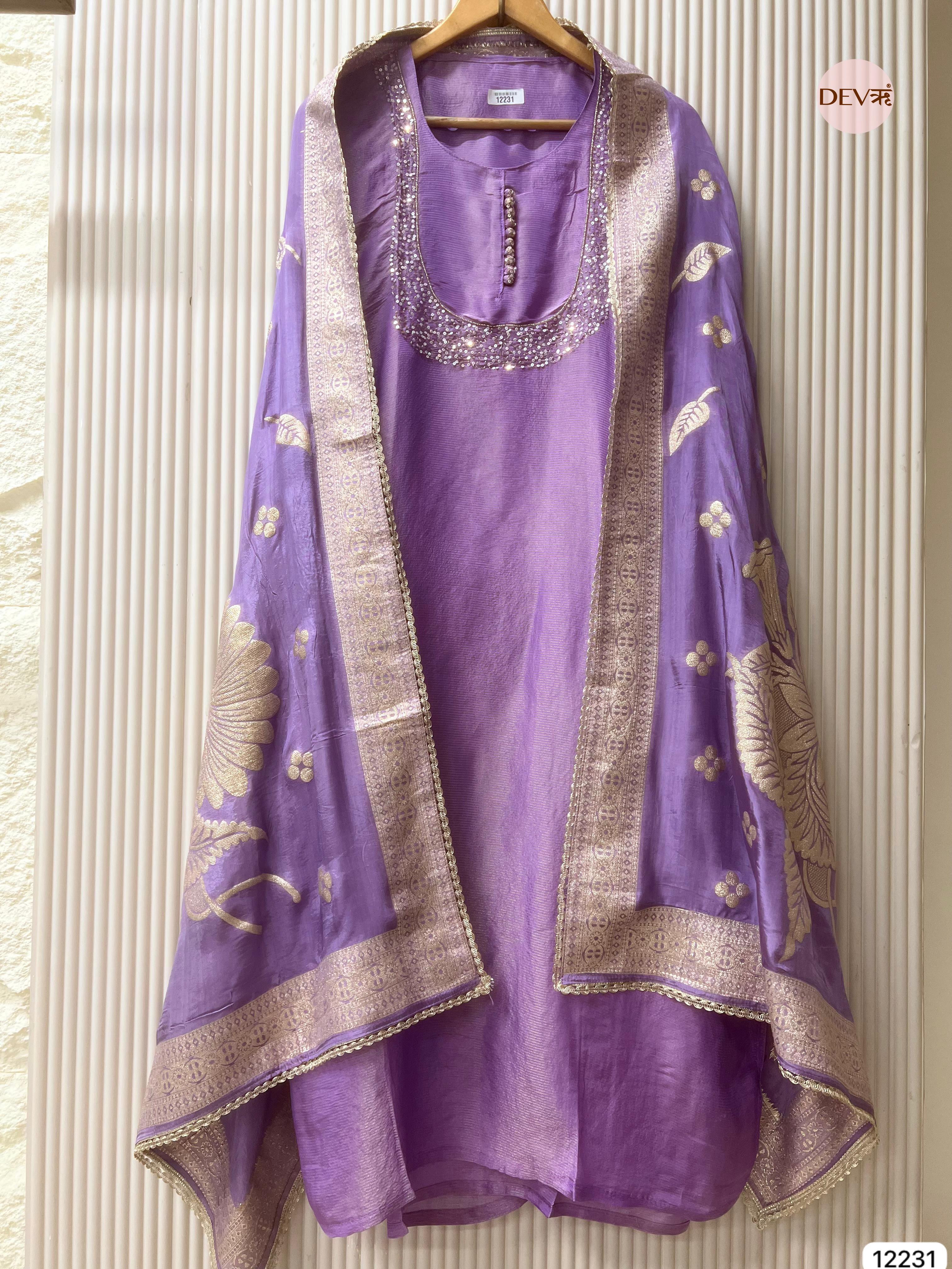 Lavender Tissue Shimmer Silk Embroidered Unstitched 3-Piece Suit (Devri – D.No 12231)