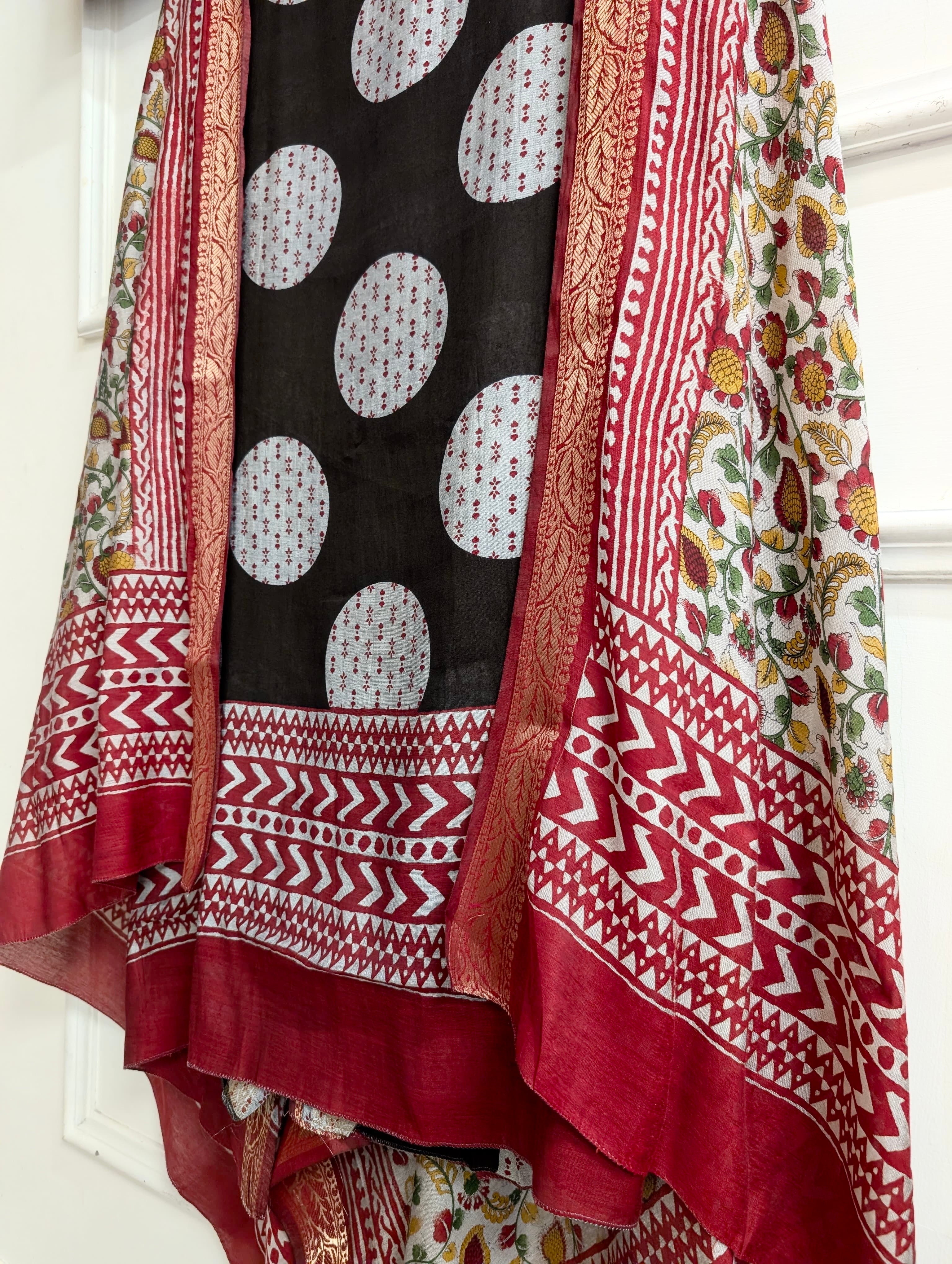 Black Maheshwari Silk Printed Unstitched 3-Piece Suit (Devri – D.No 13617)