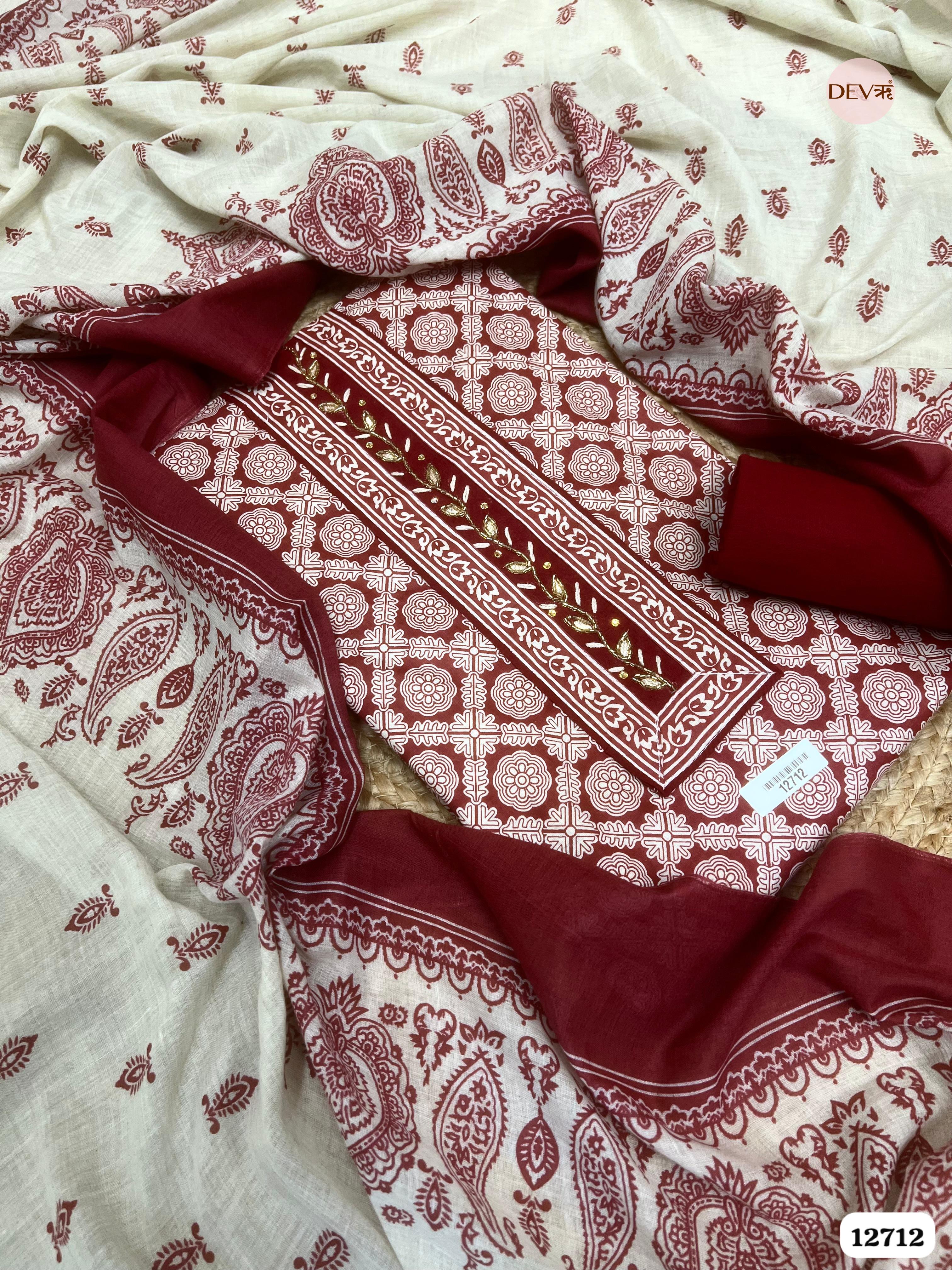 Maroon Cotton Printed Unstitched 3-Piece Suit (Devri – D.No 12712)