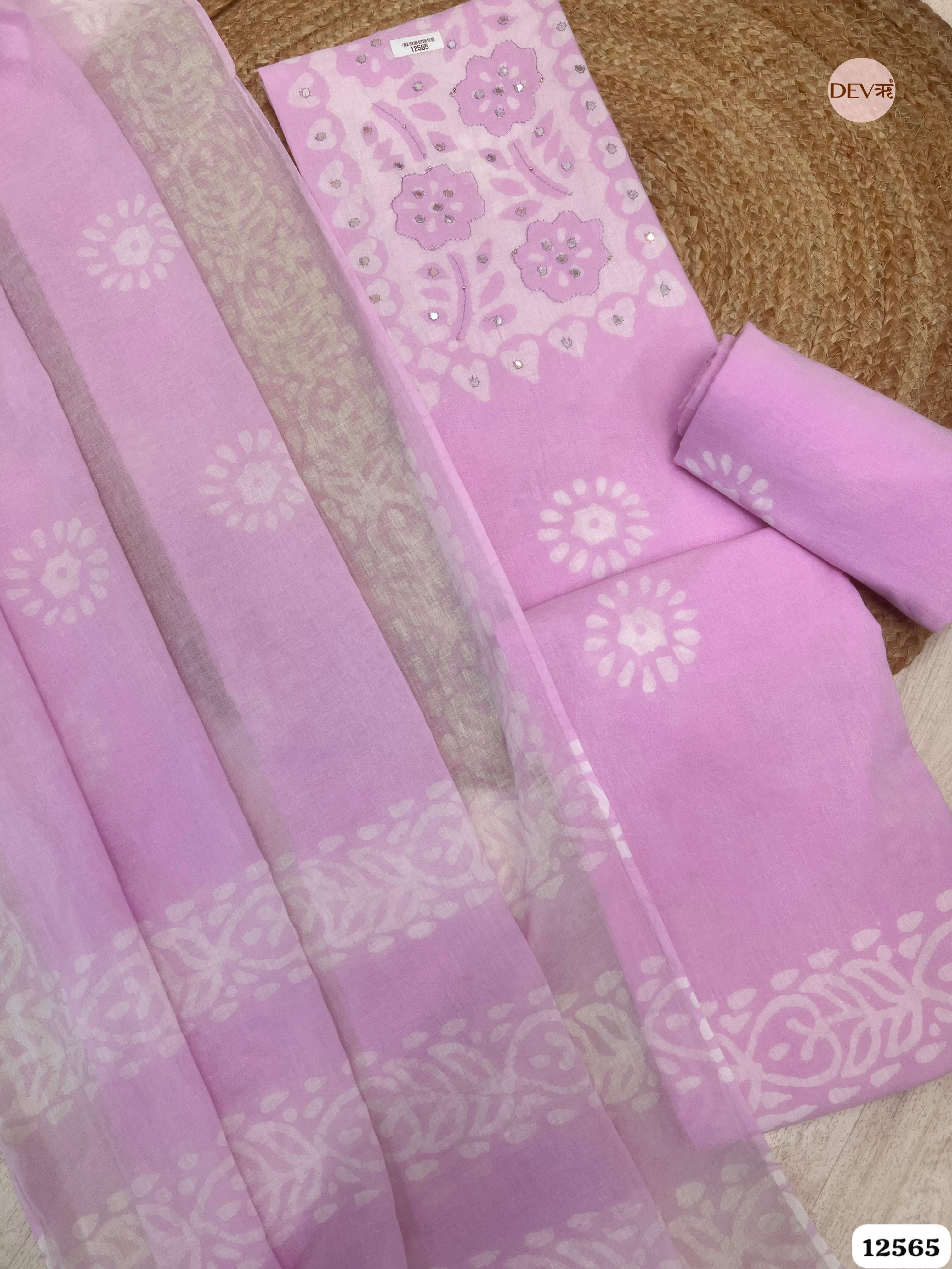 Lavender Cotton Printed Unstitched 3-Piece Suit (Devri – D.No 12565)