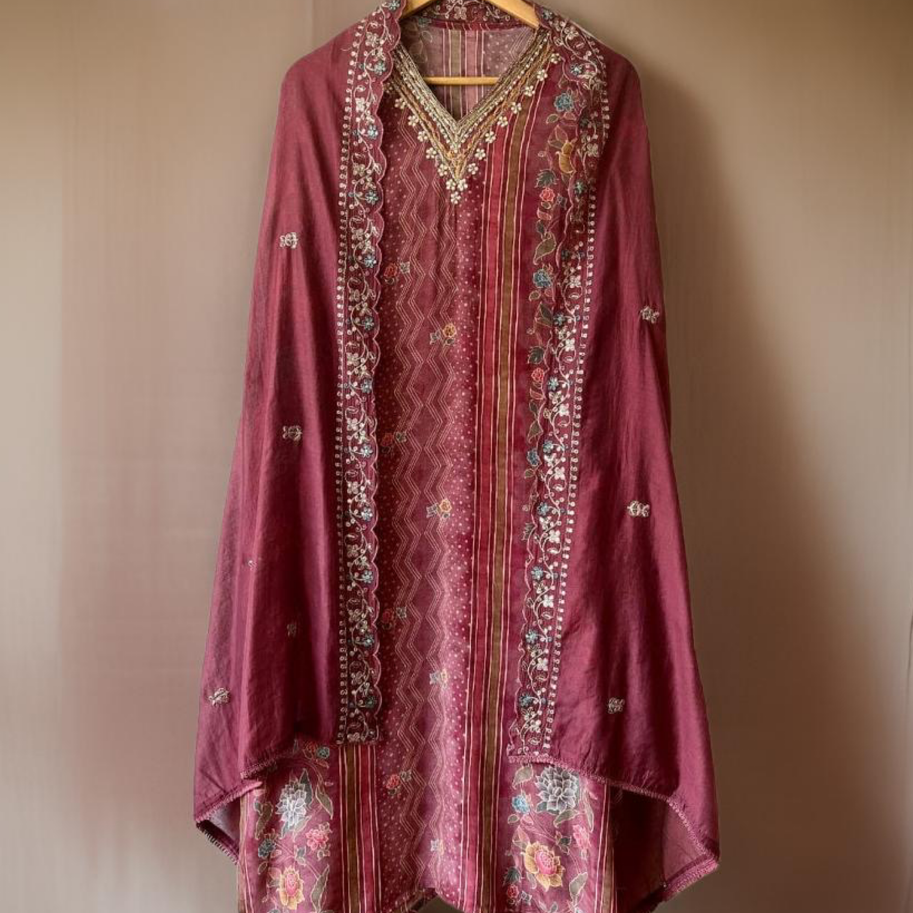 Natural Crepe Suit Set {7852}