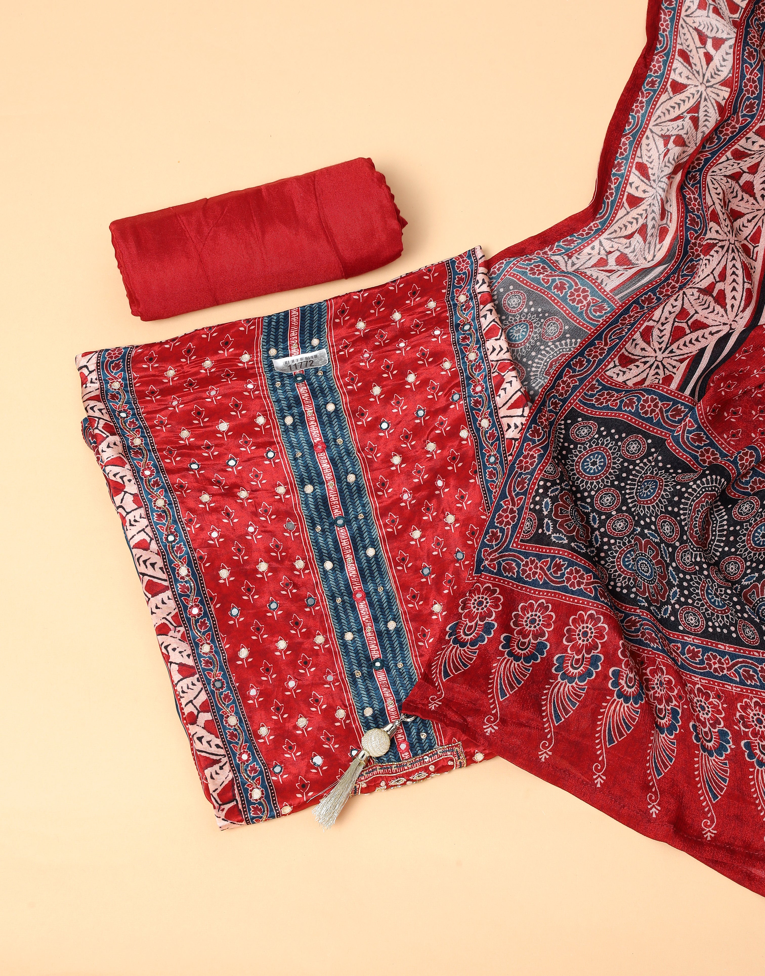 Crimson Pure Muslin Printed Unstitched 3-Piece Suit (Devri – D.No 11772)