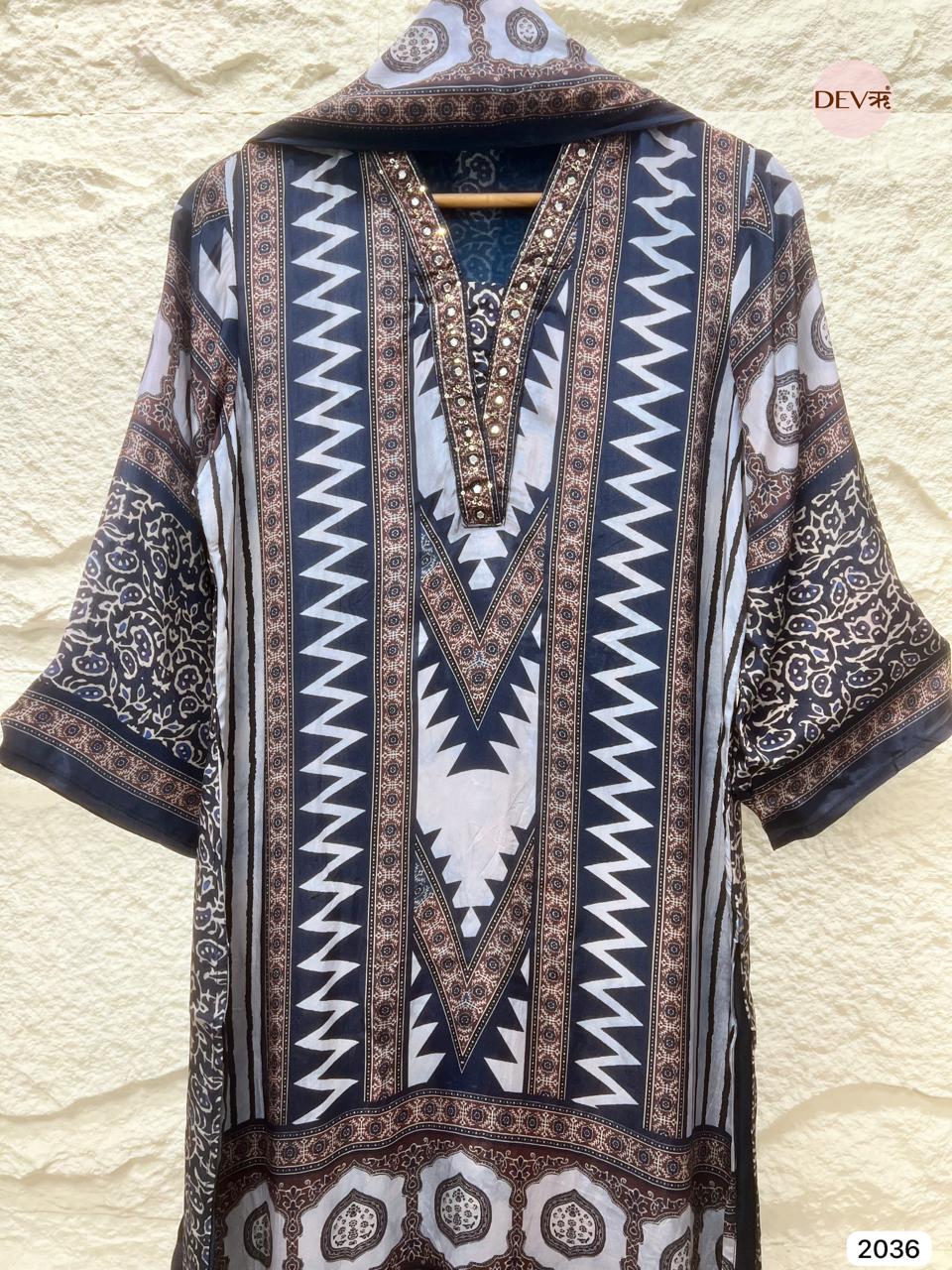 Aarunya Muslin Printed Blue 3-Piece Set (Devri – D.No 2036)