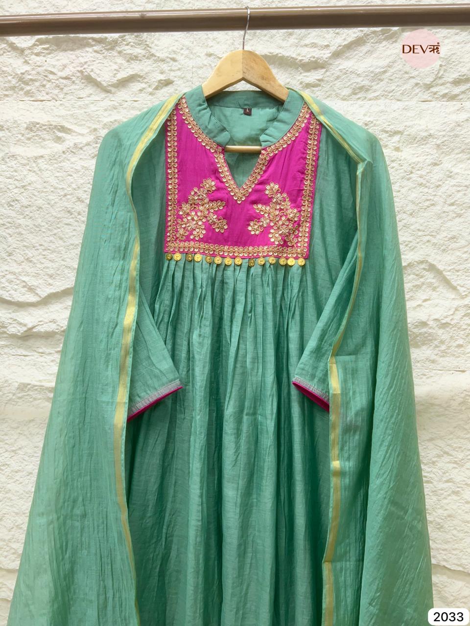 Vedira Chanderi Hand-Embroidered Mint 3-Piece Set (Devri – D.No 2033)