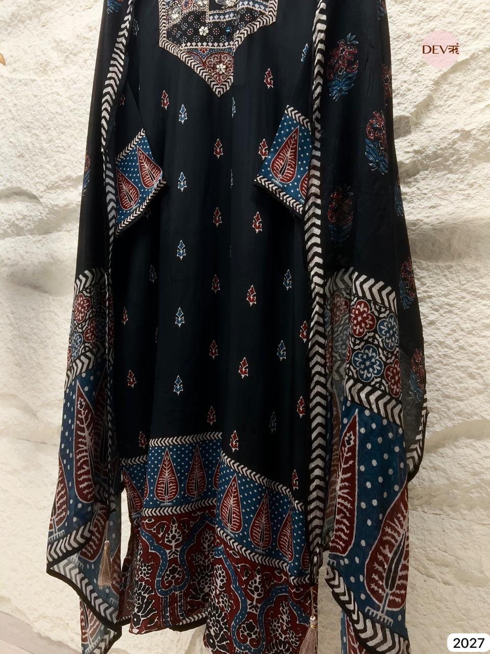 Noor Russian Silk Printed 3-Piece Set (Devri – D.No 2027)