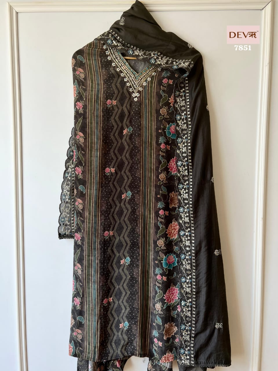 Natural Crepe Suit Set {7851}