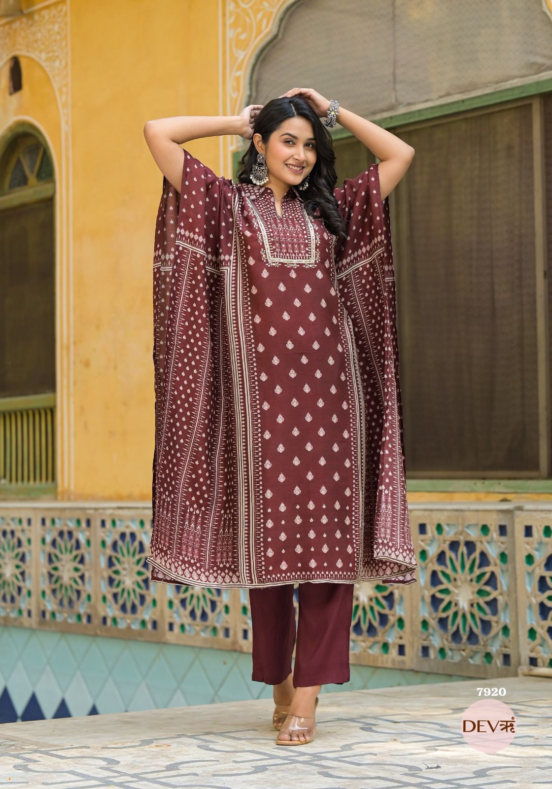 Stylish Pure dola Kaftan set {7920/M}