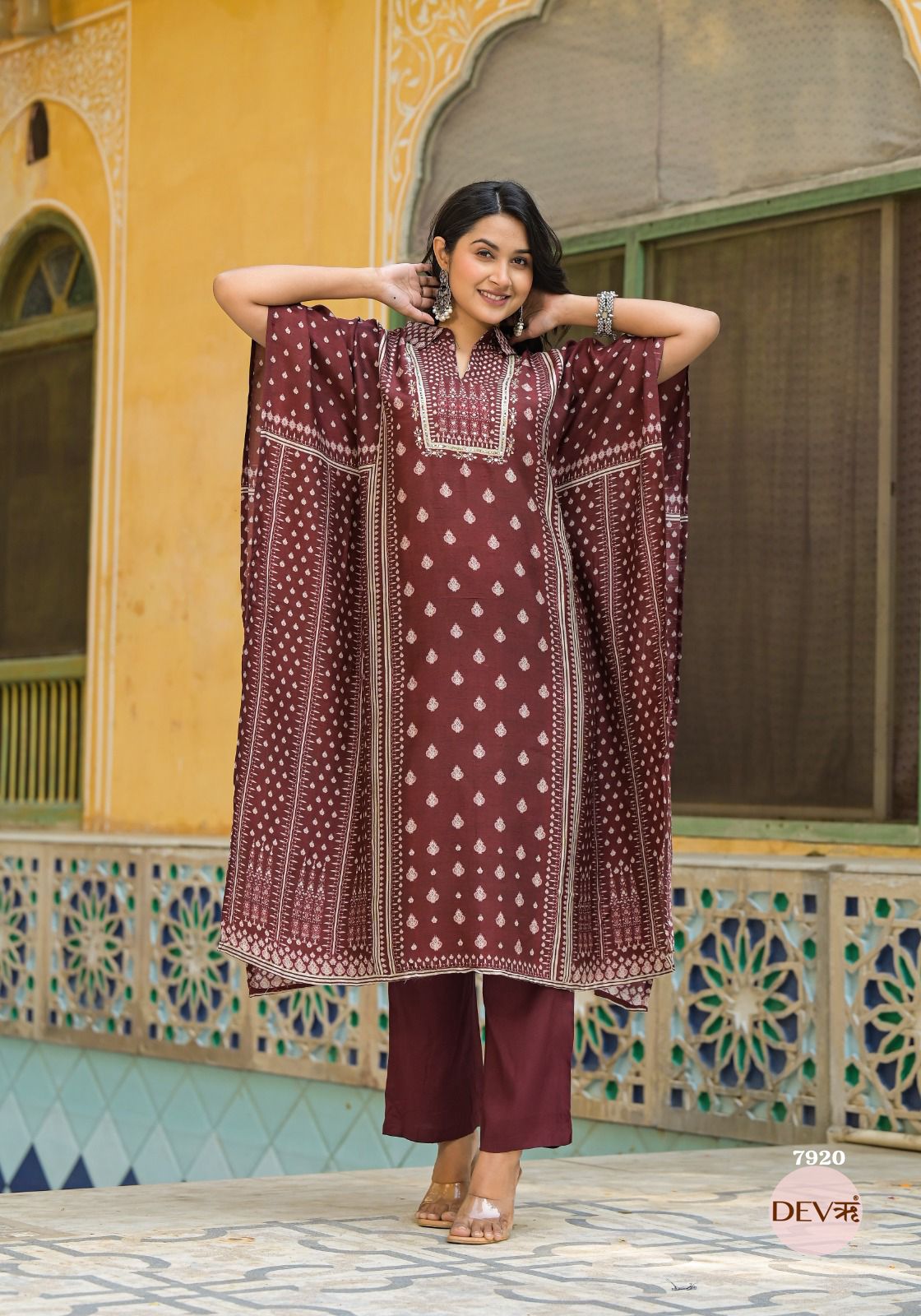 Stylish Pure dola Kaftan set {7920}
