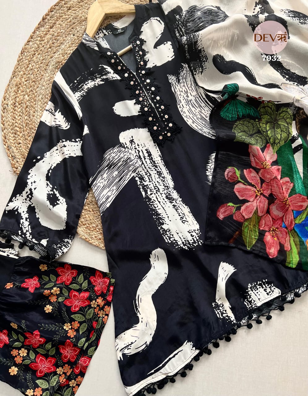 Stylish Pure natural crepe suit set {7932}