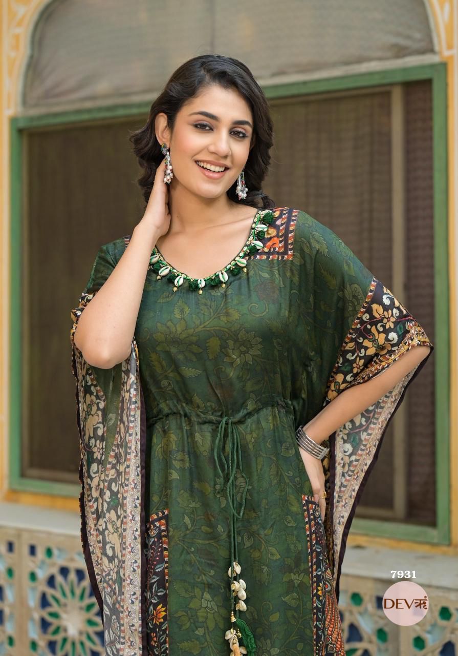 Stylish Pure gajji kaftan set {7931}
