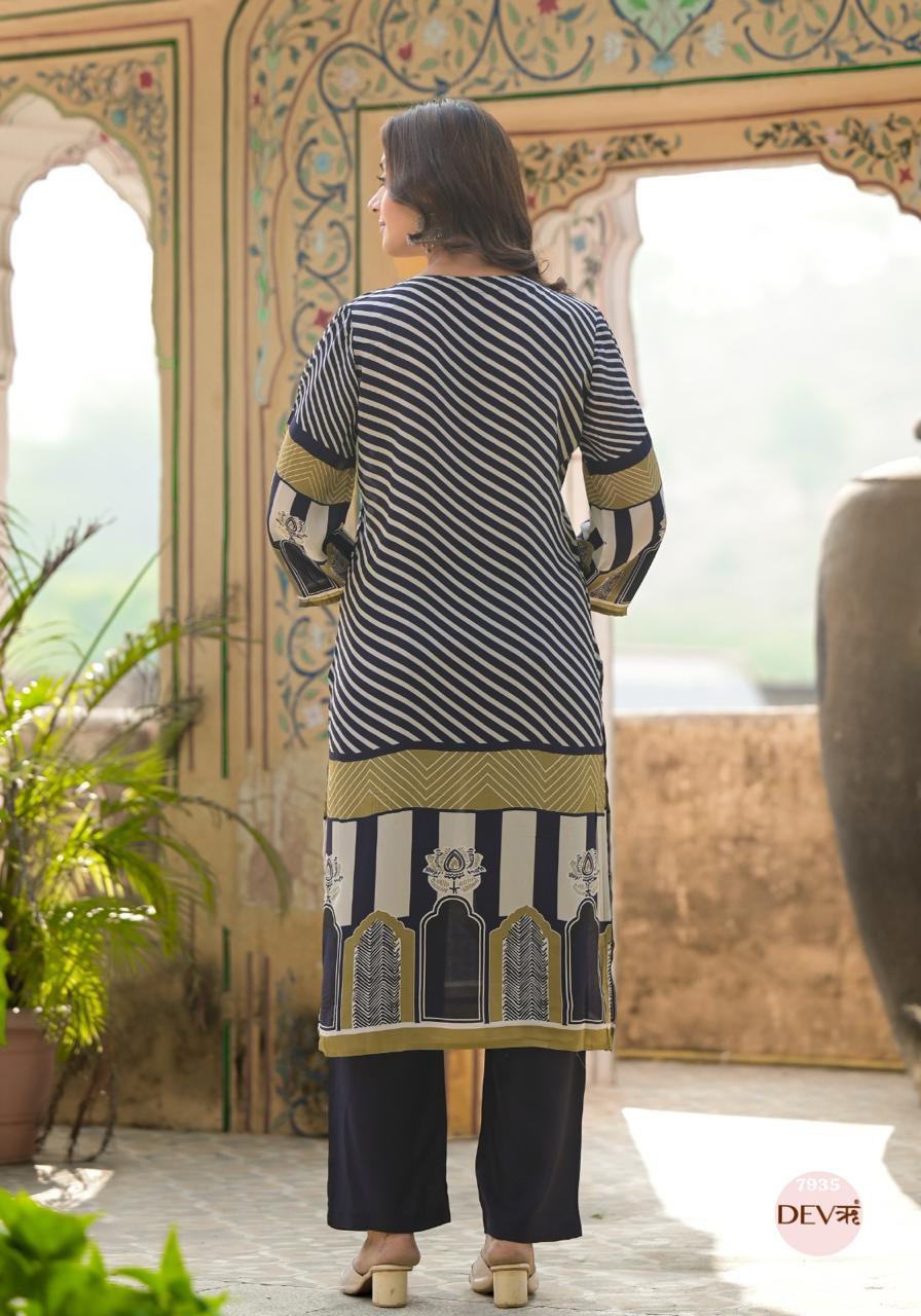 Stylish Pure muslin suit set {7935}