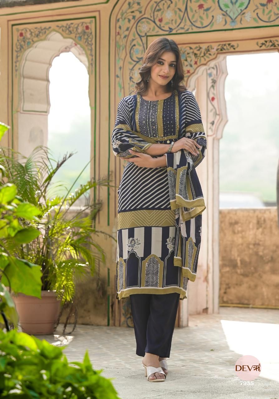 Stylish Pure muslin suit set {7935}