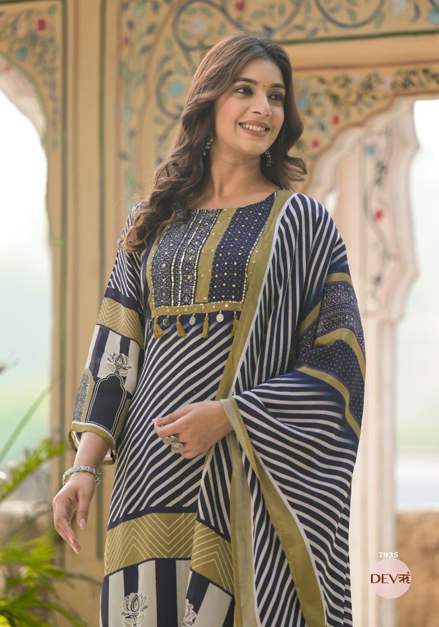 Stylish Pure muslin suit set {7935}