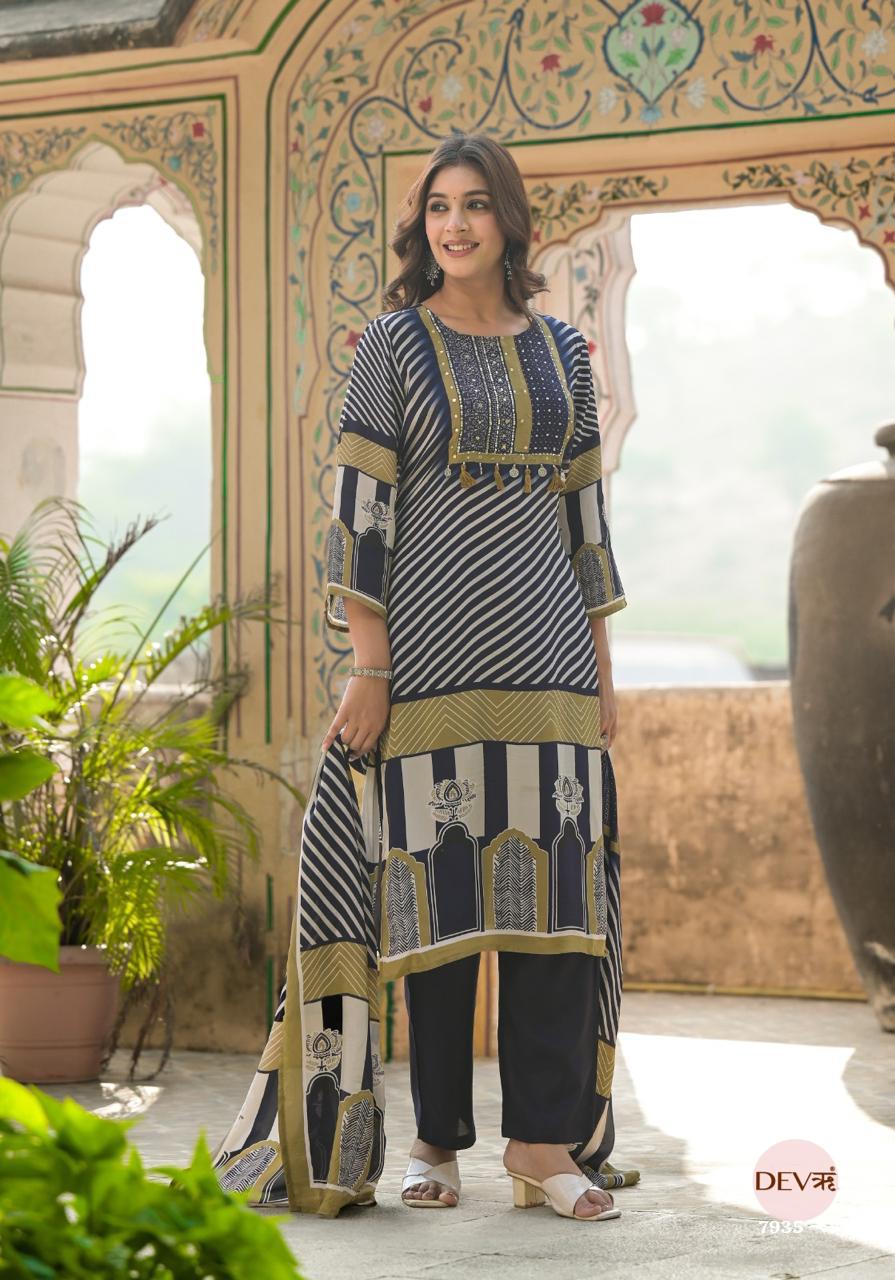 Stylish Pure muslin suit set {7935}