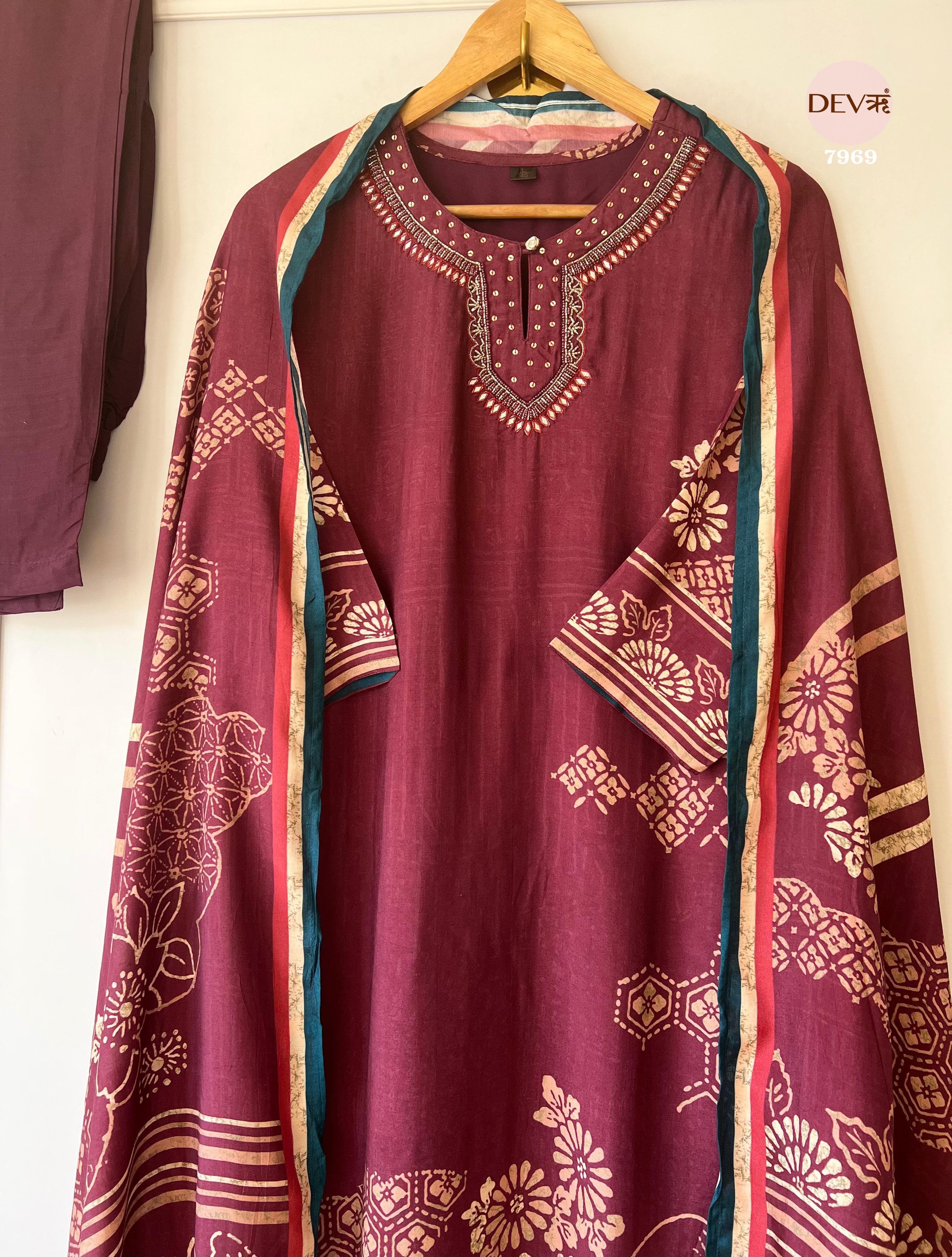 Stylish Pure Muslin Suit Set {7969}