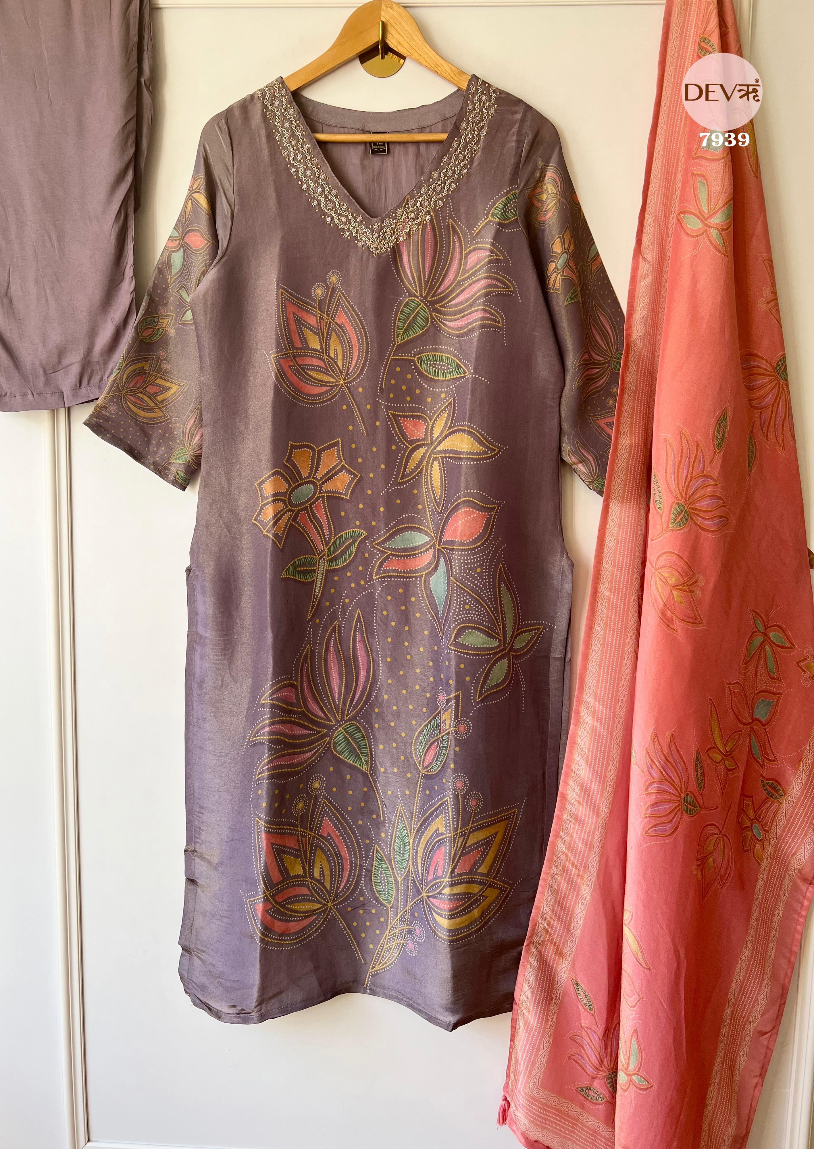 Pure tissue silk suit set {7939}