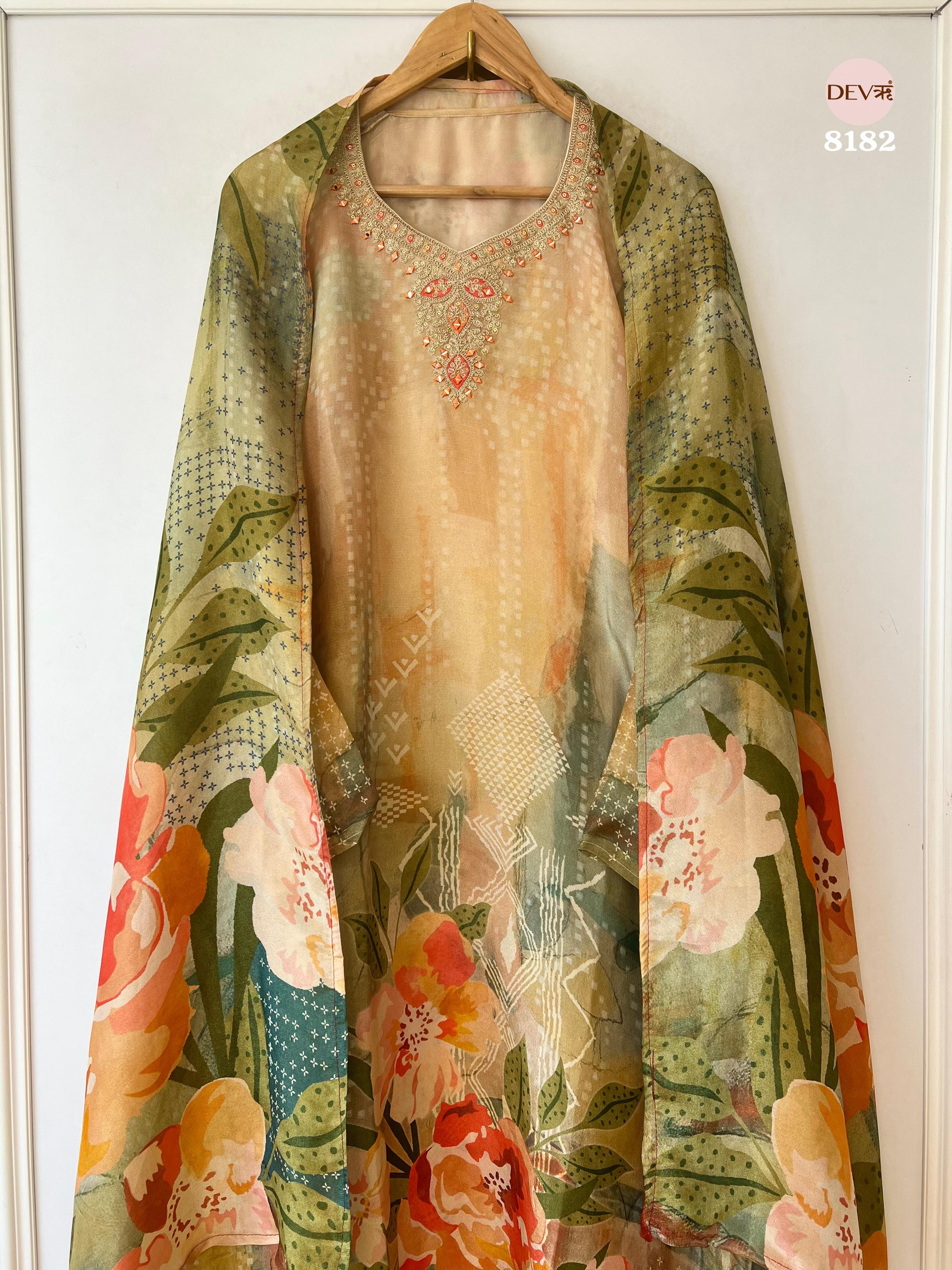 Pure tissue silk suit set {8182}