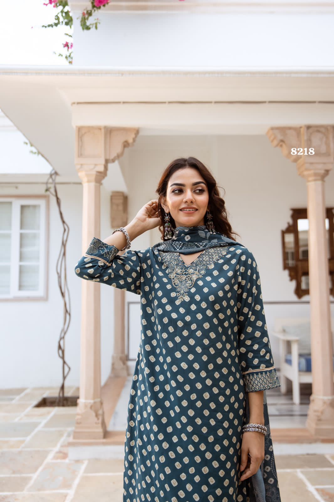 Pure muslin bandhani {8218}