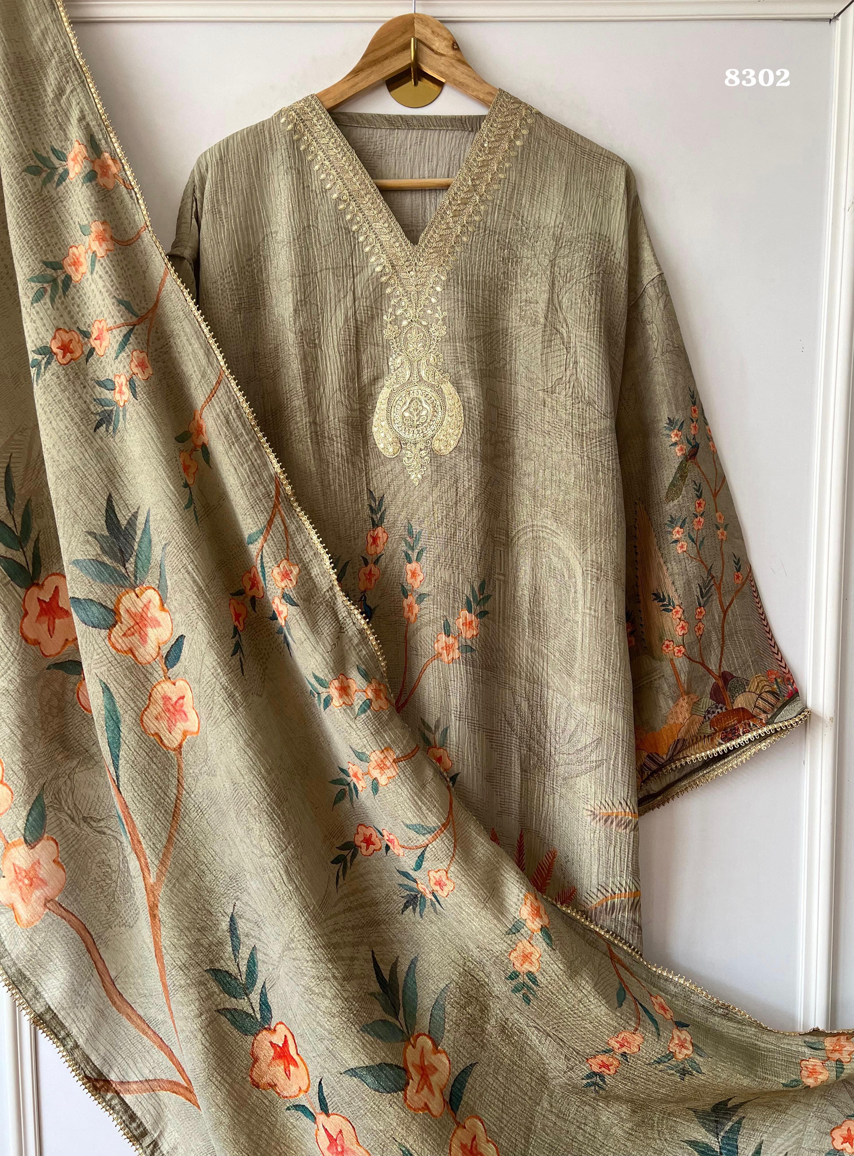 Pure tissue silk {8302}