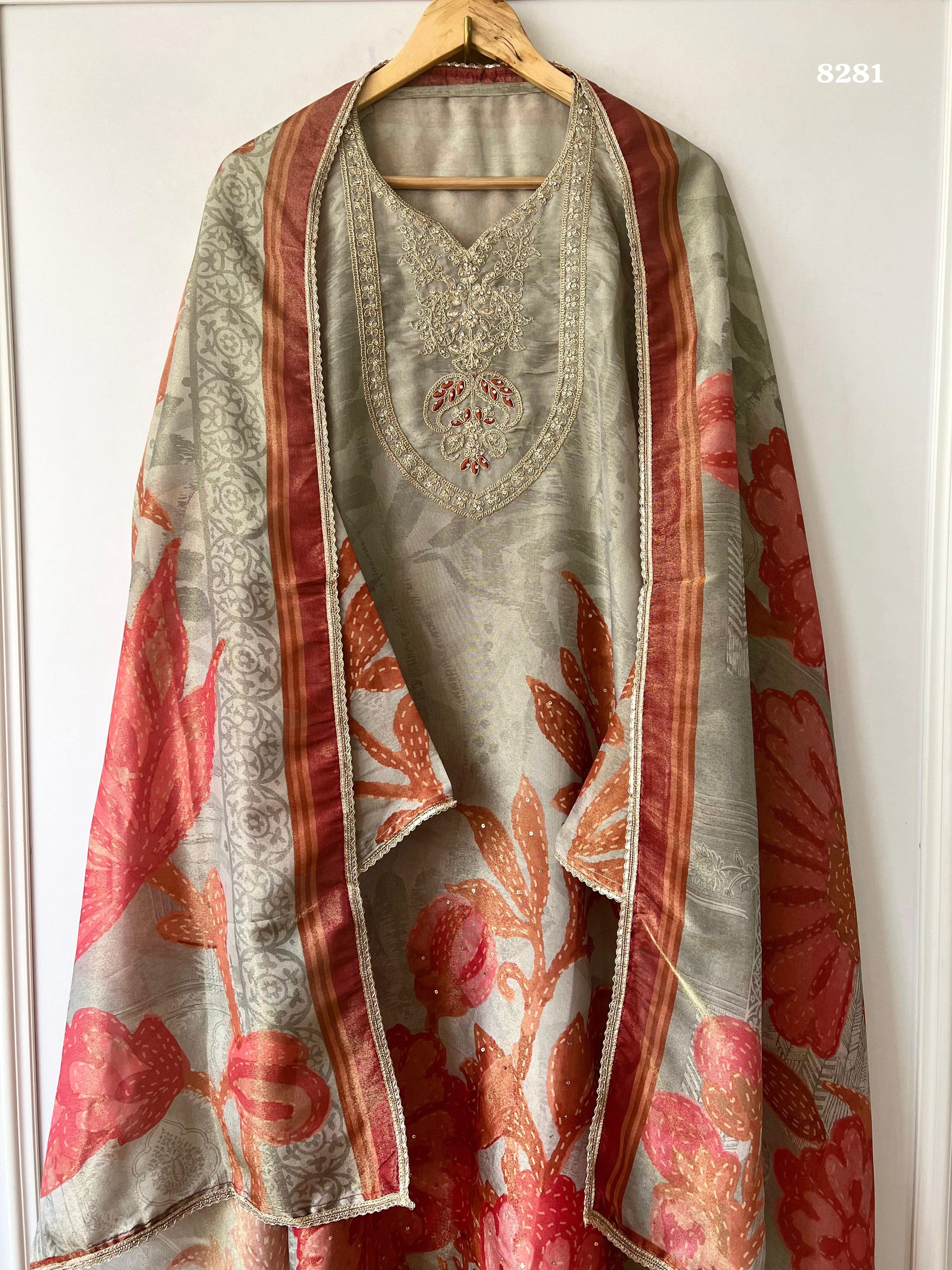 Pure tissue silk {8281}