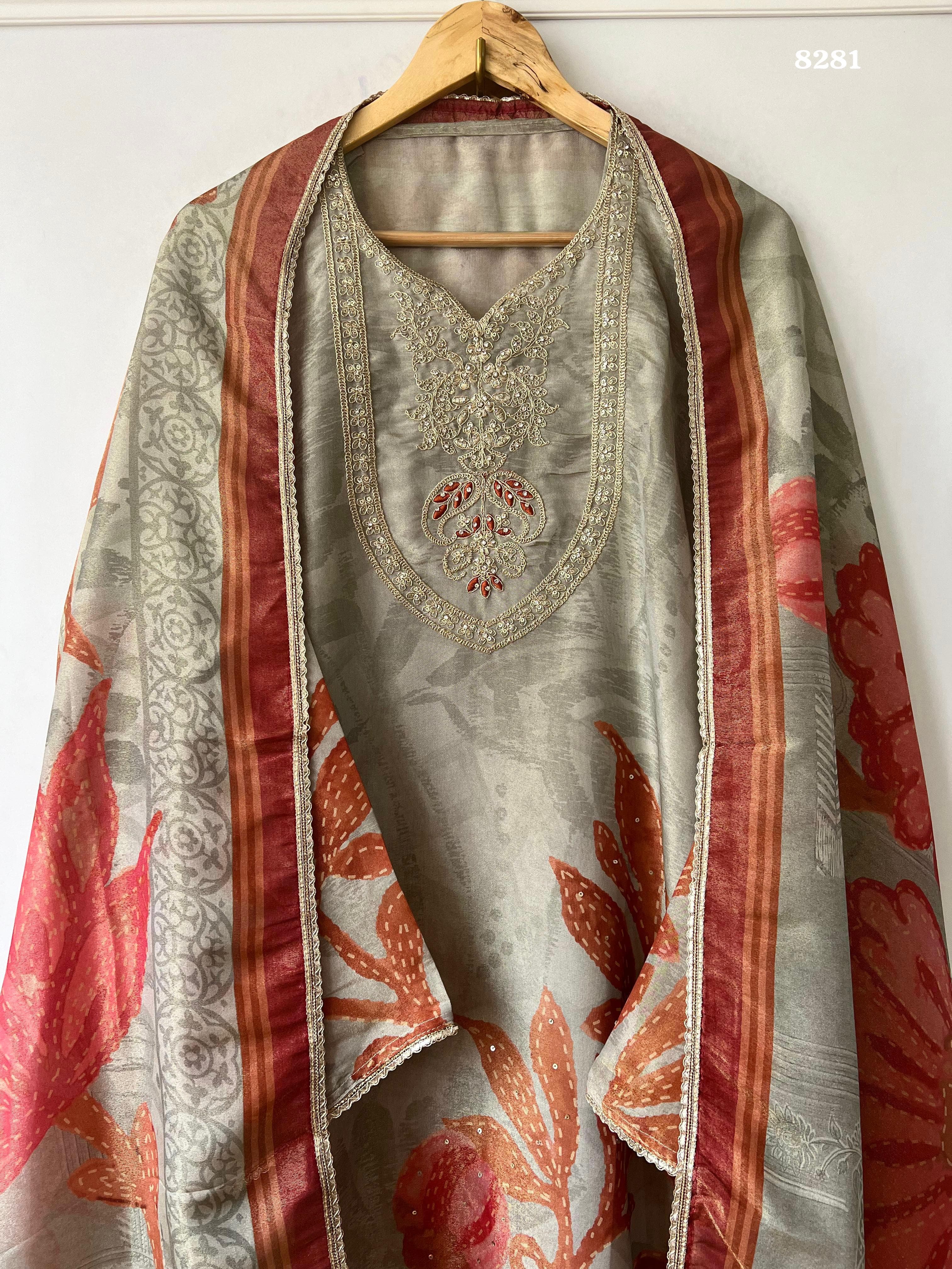 Pure tissue silk {8281}