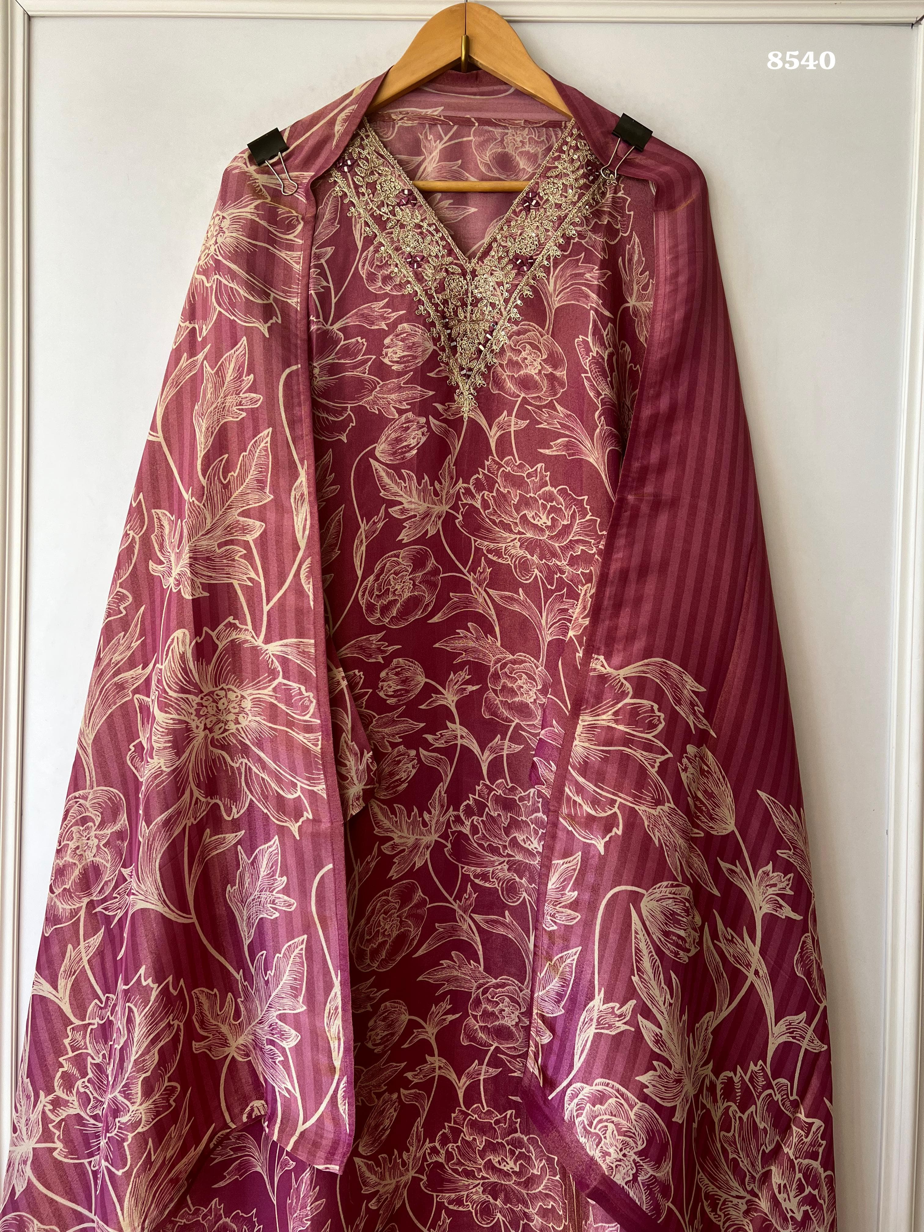 Pure tissue silk {8540}