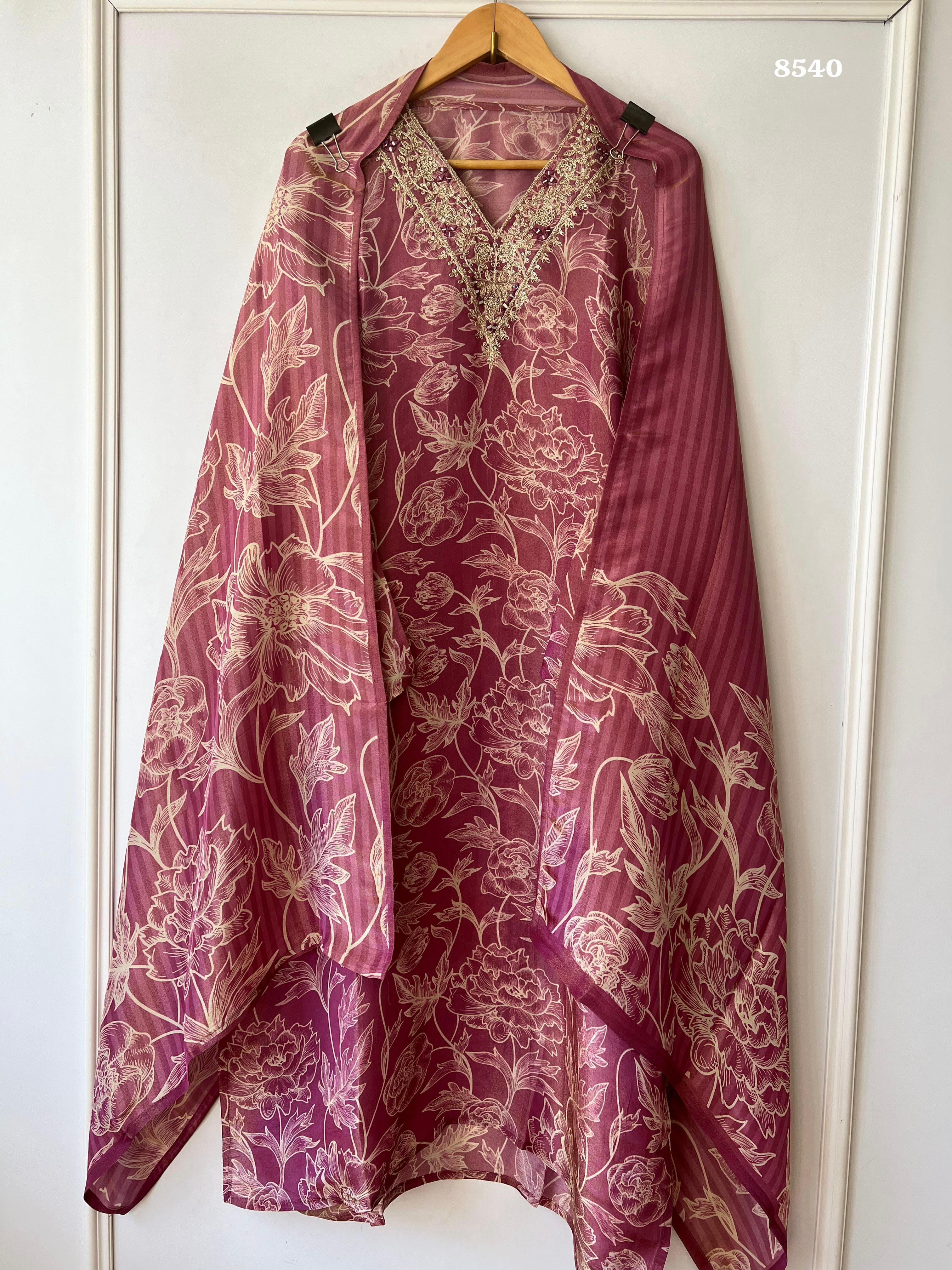 Pure tissue silk {8540}
