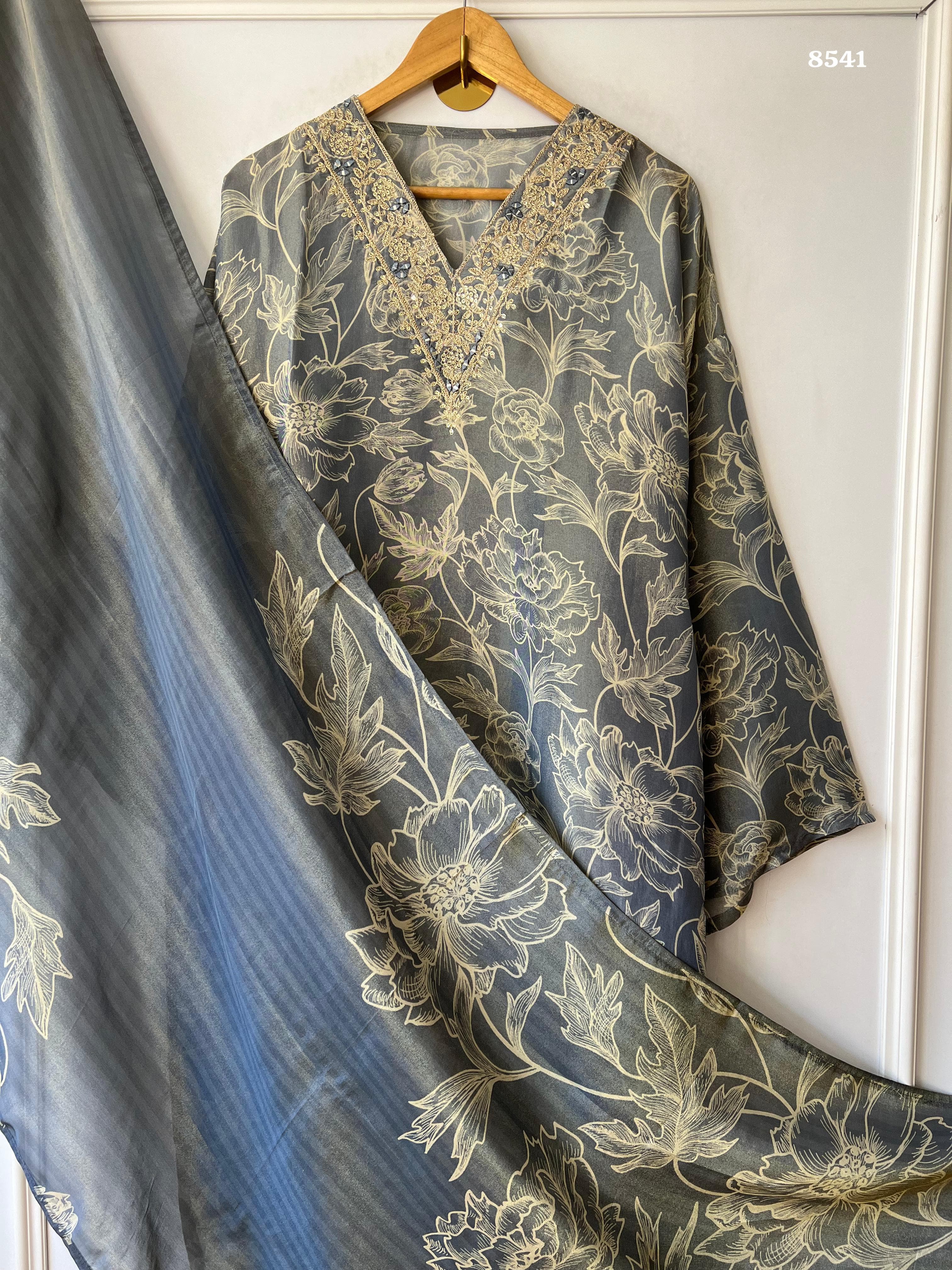 Pure tissue silk {8541}