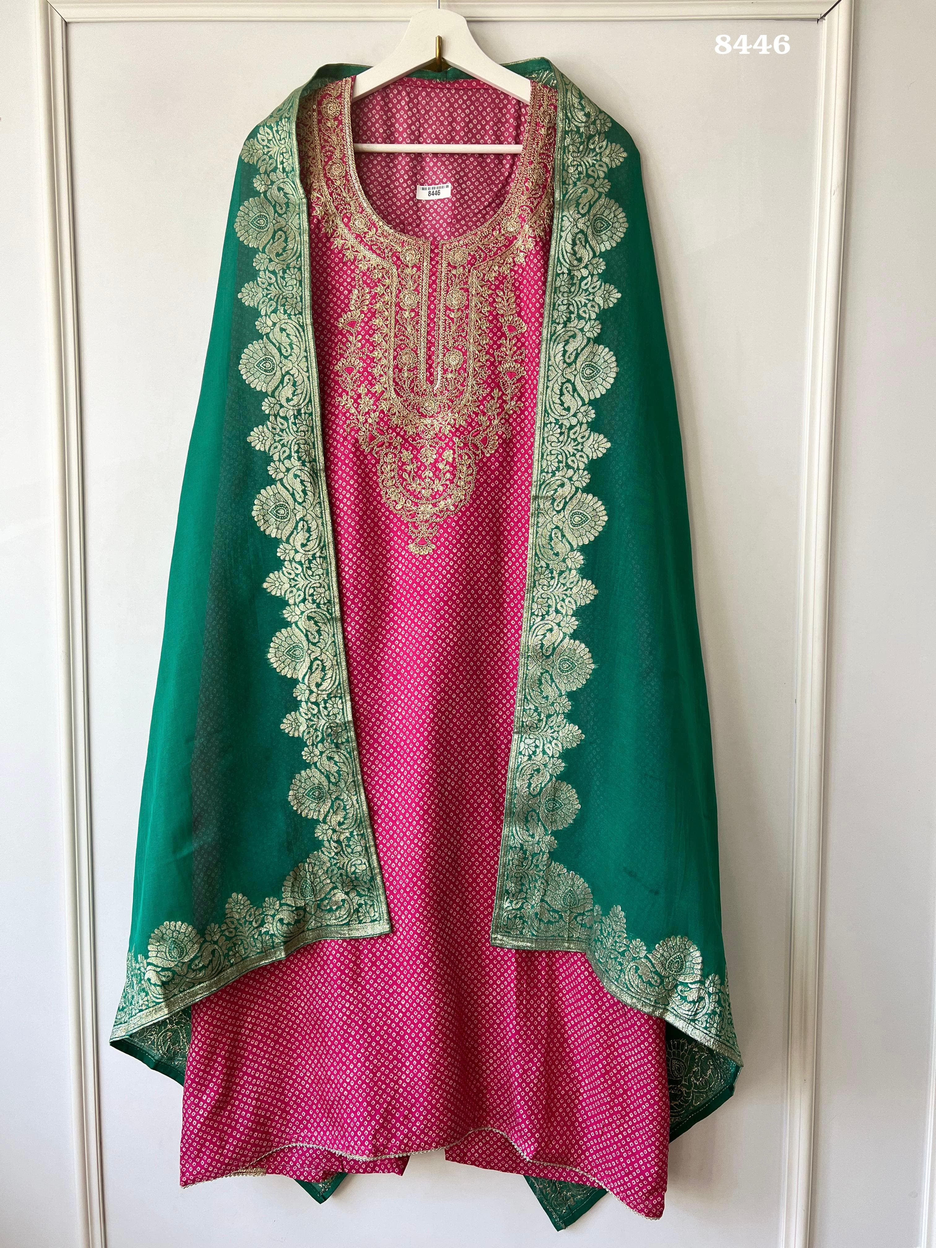 Pure Russian suit set {8446}