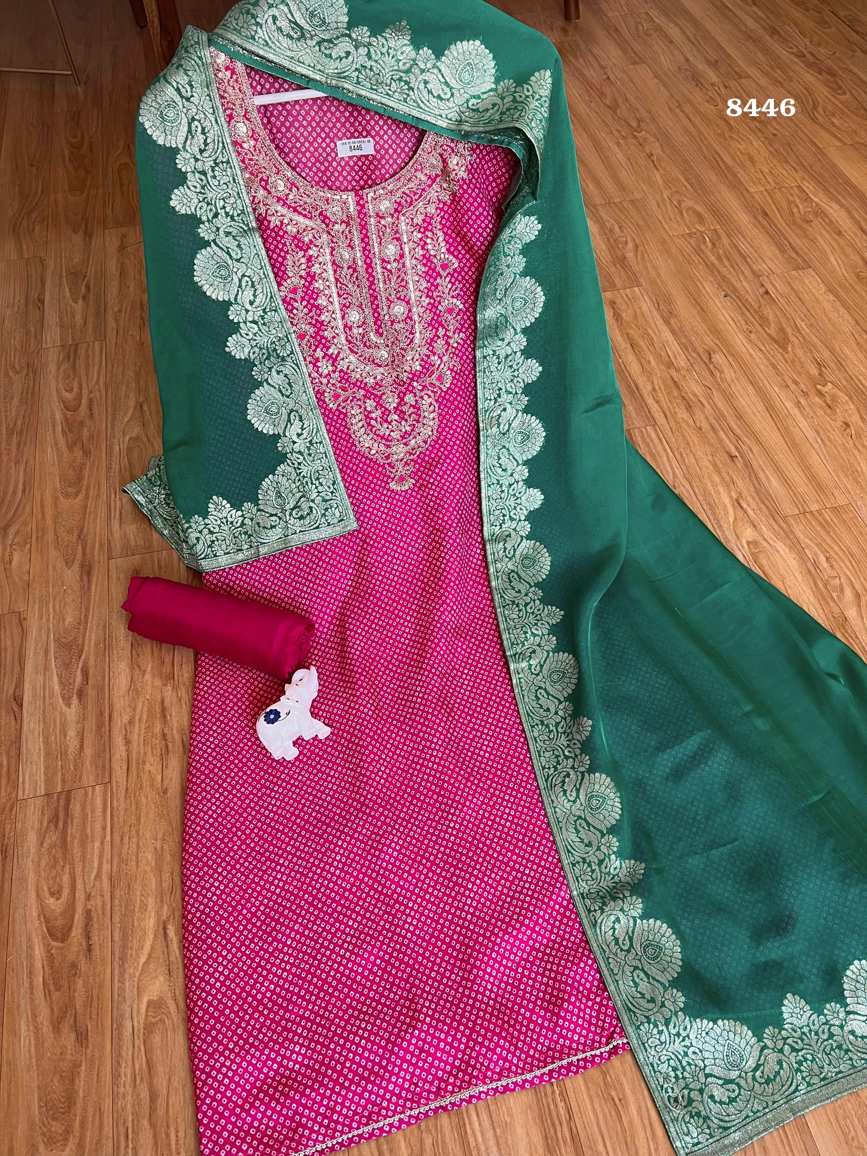 Pure Russian suit set {8446}