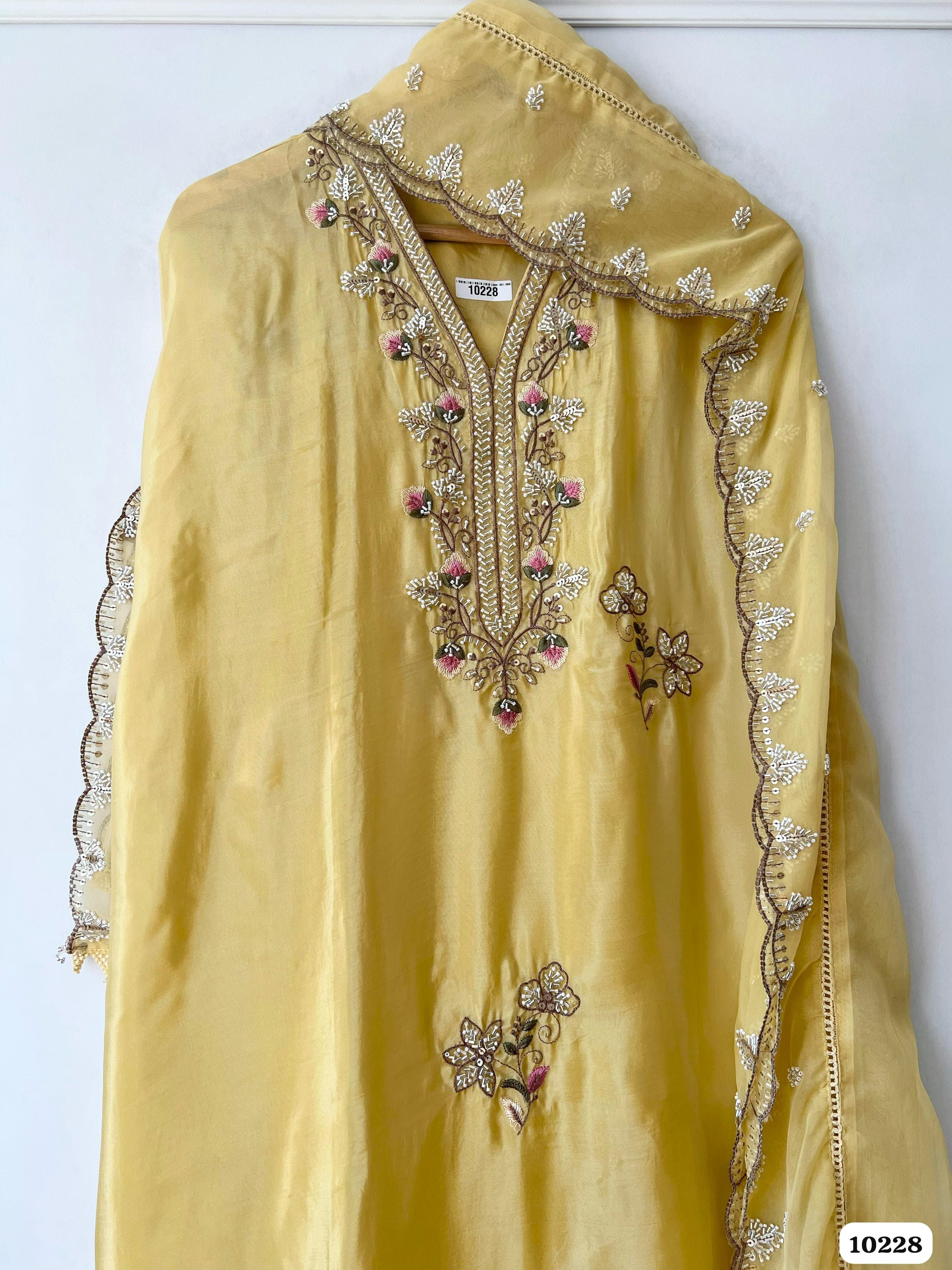 Pure glass organza unstitched {10228}