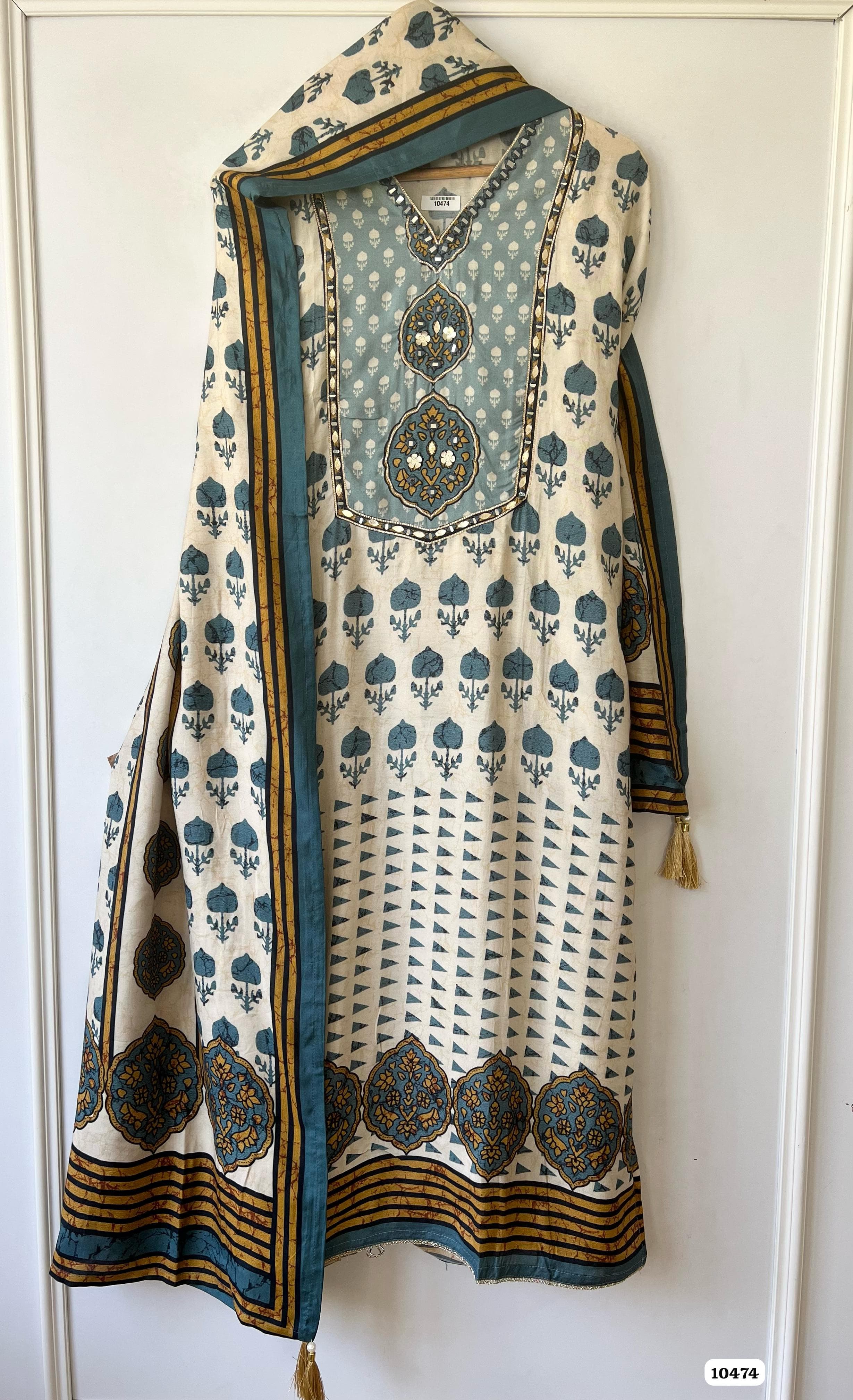 Pure muslin unstitched