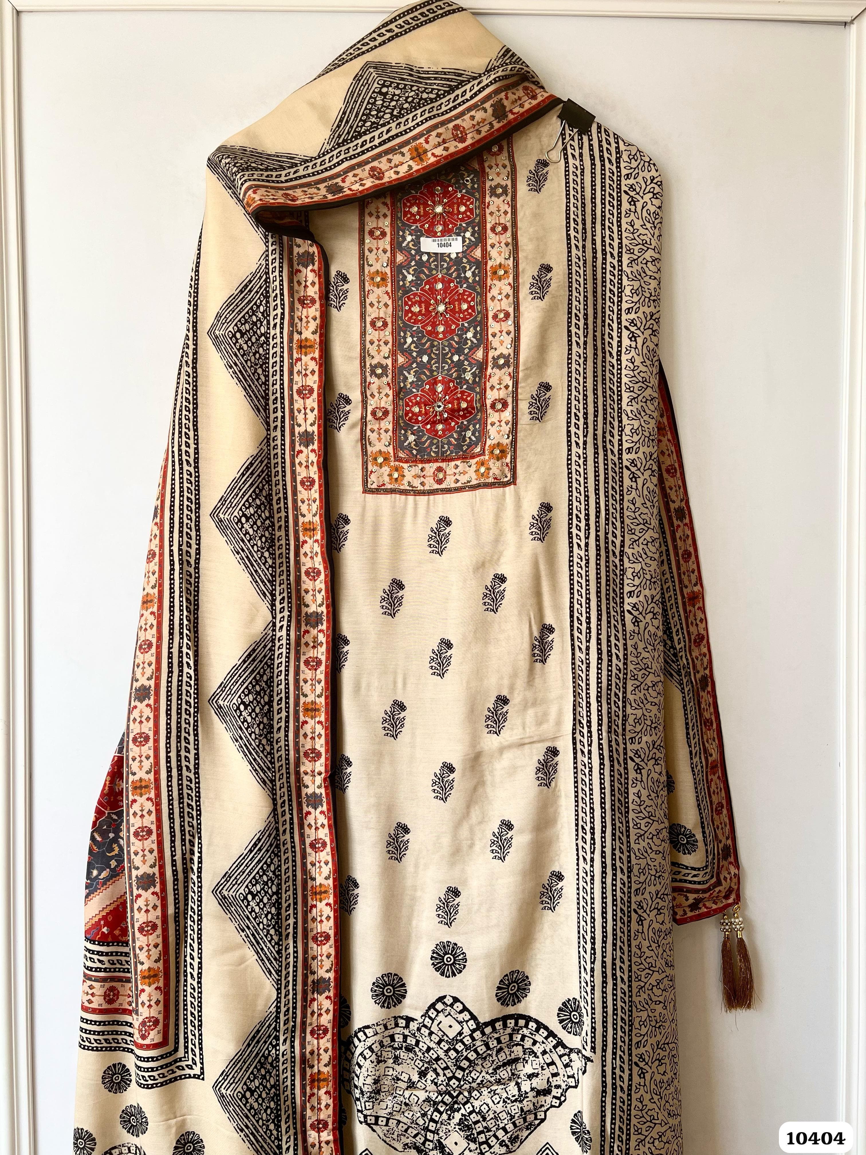 White Muslin Unstitched Designer Printing Yok Handwork -Set of 3 {10404}