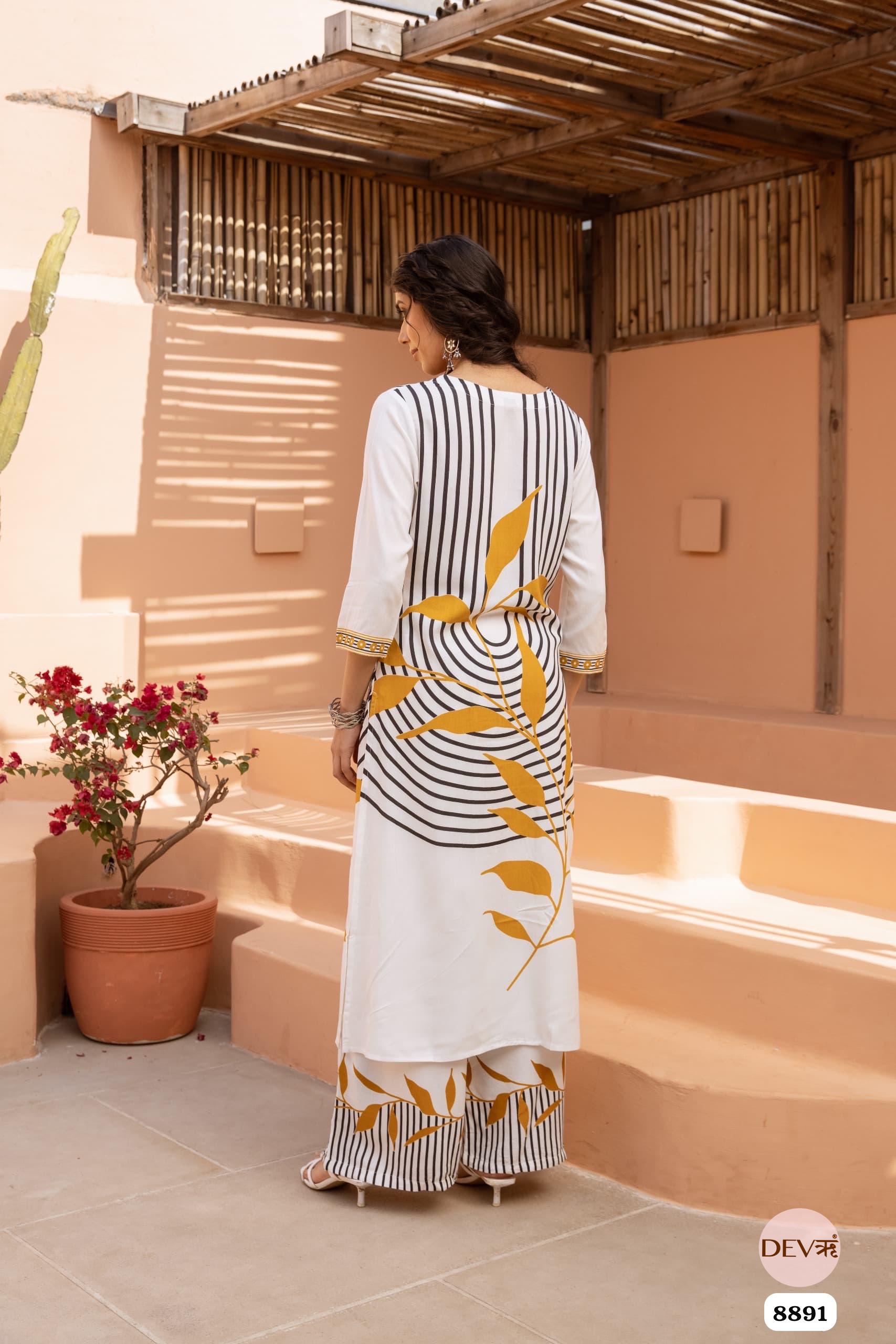 White German Reyon Printed Readymades Co-Ord -Set Of 2 {8891}