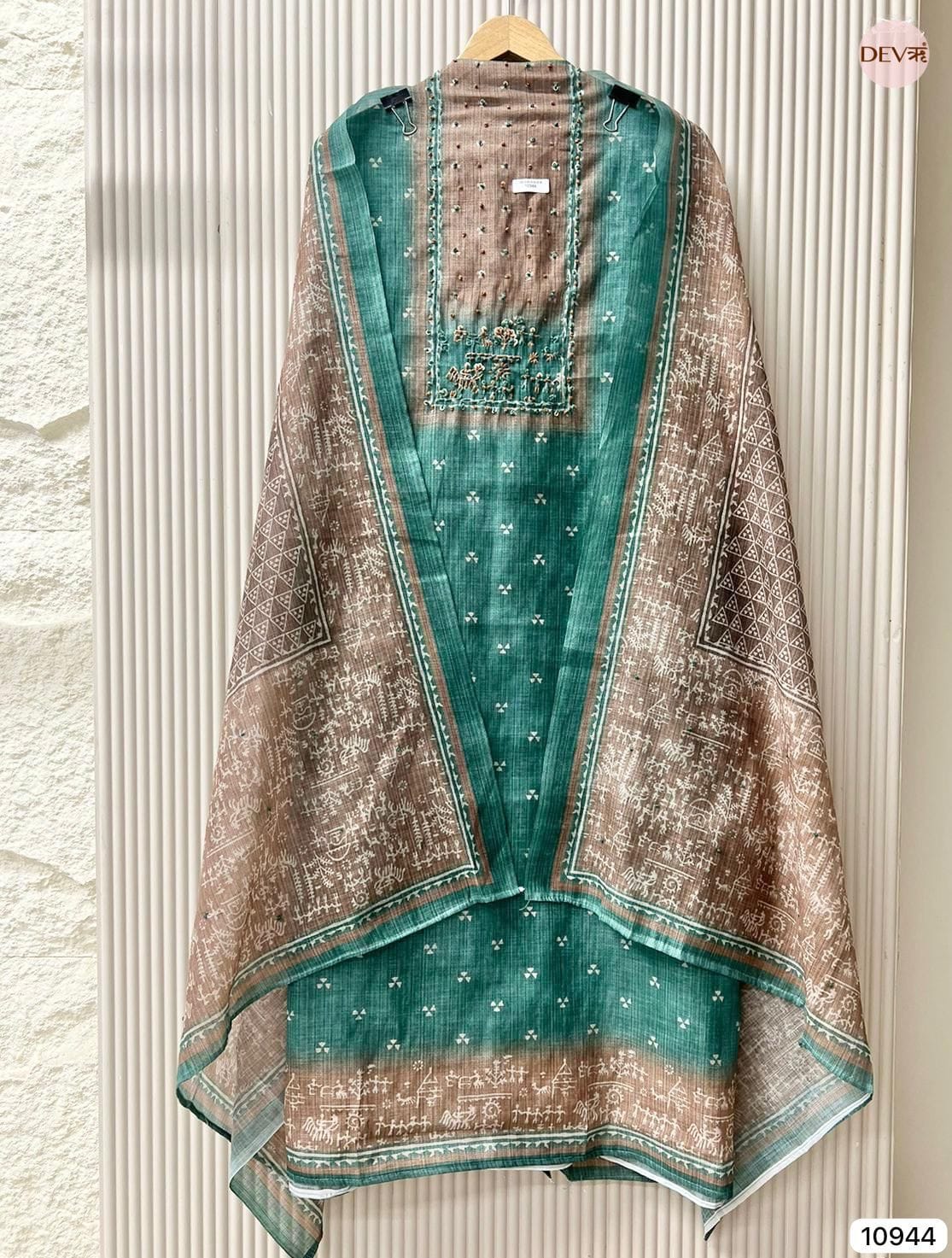 Green Linen Printed Unstitched Hand Embroidered -Set Of 3