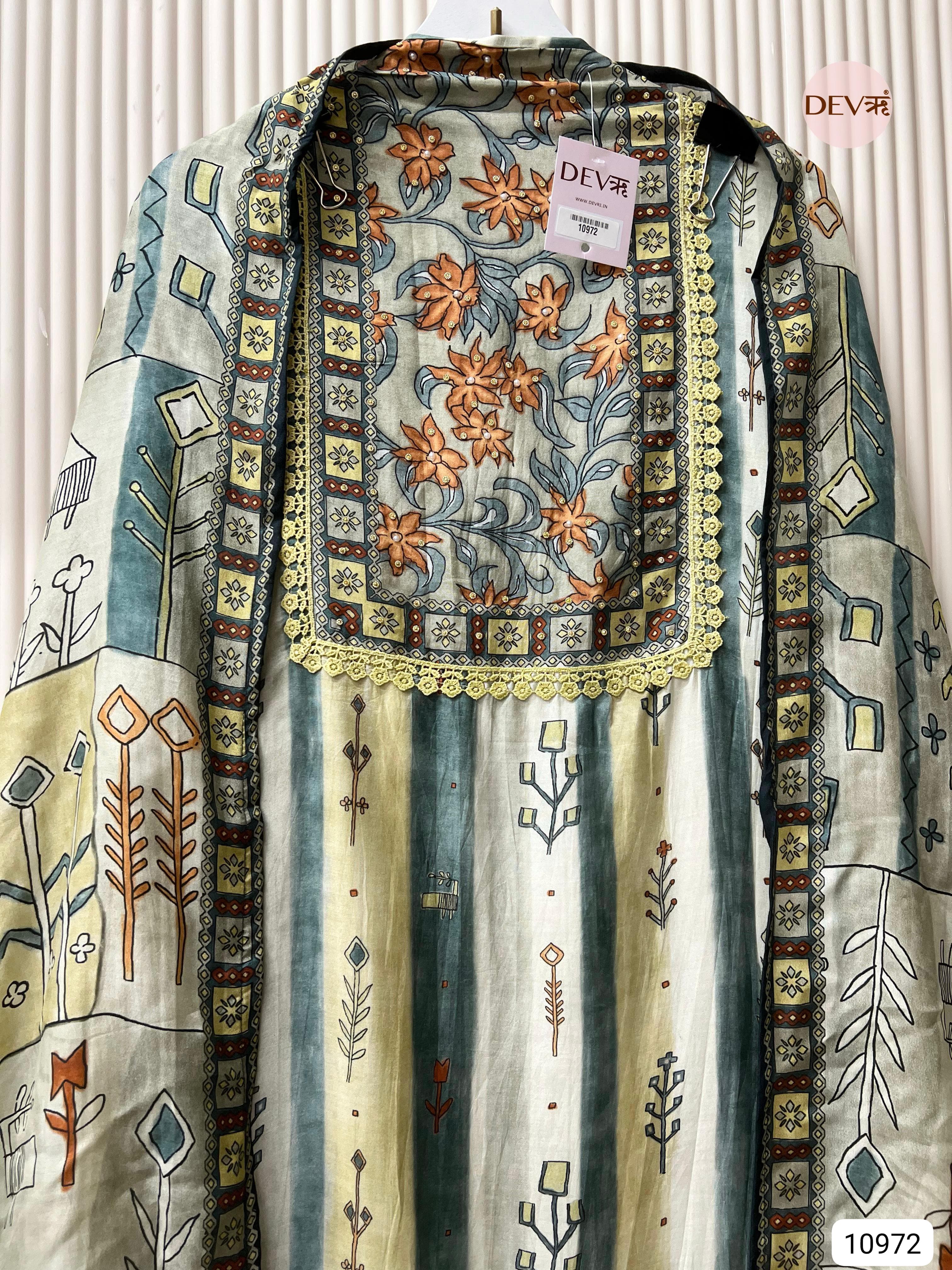 Green Muslin Unstitched Printed Hand Embidered -Set Of 3 {10972}