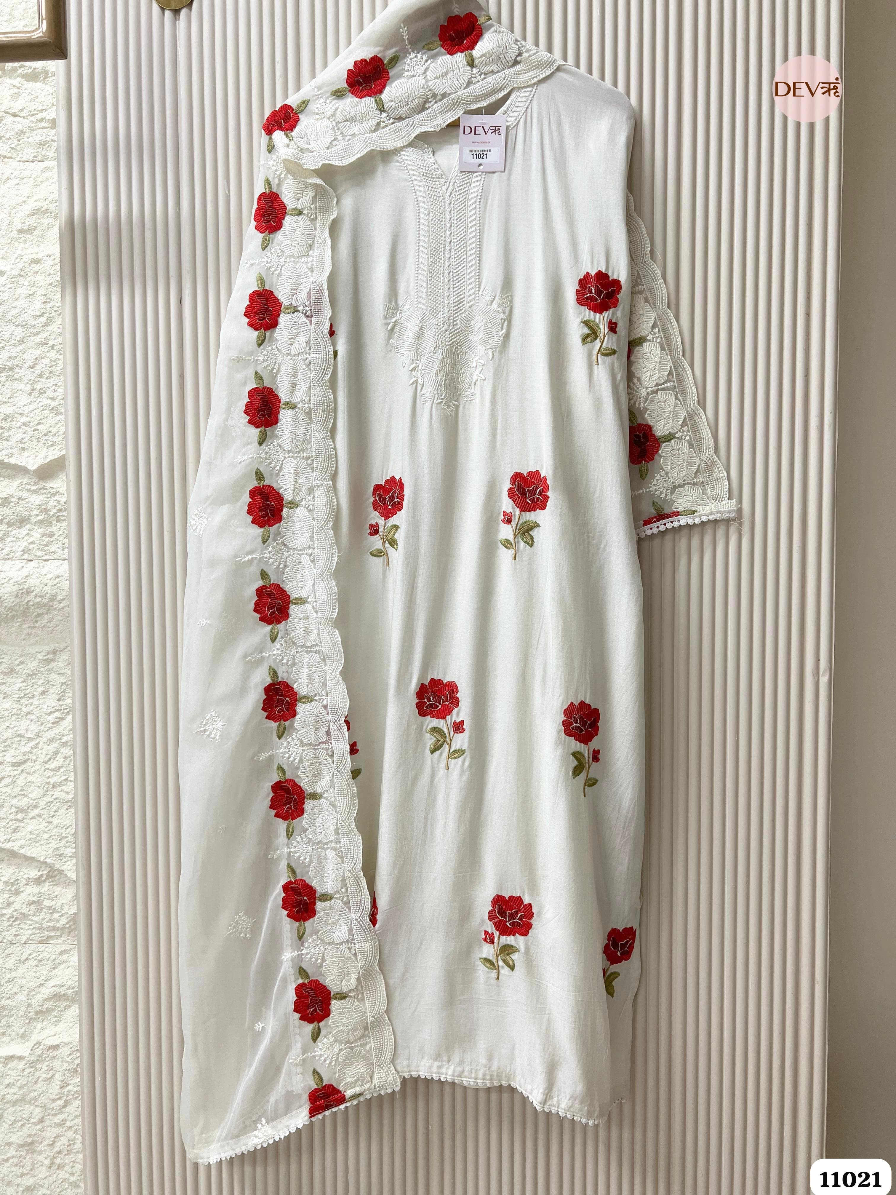 White Organza Unstitched Embroidered -Set Of 3 {11021}