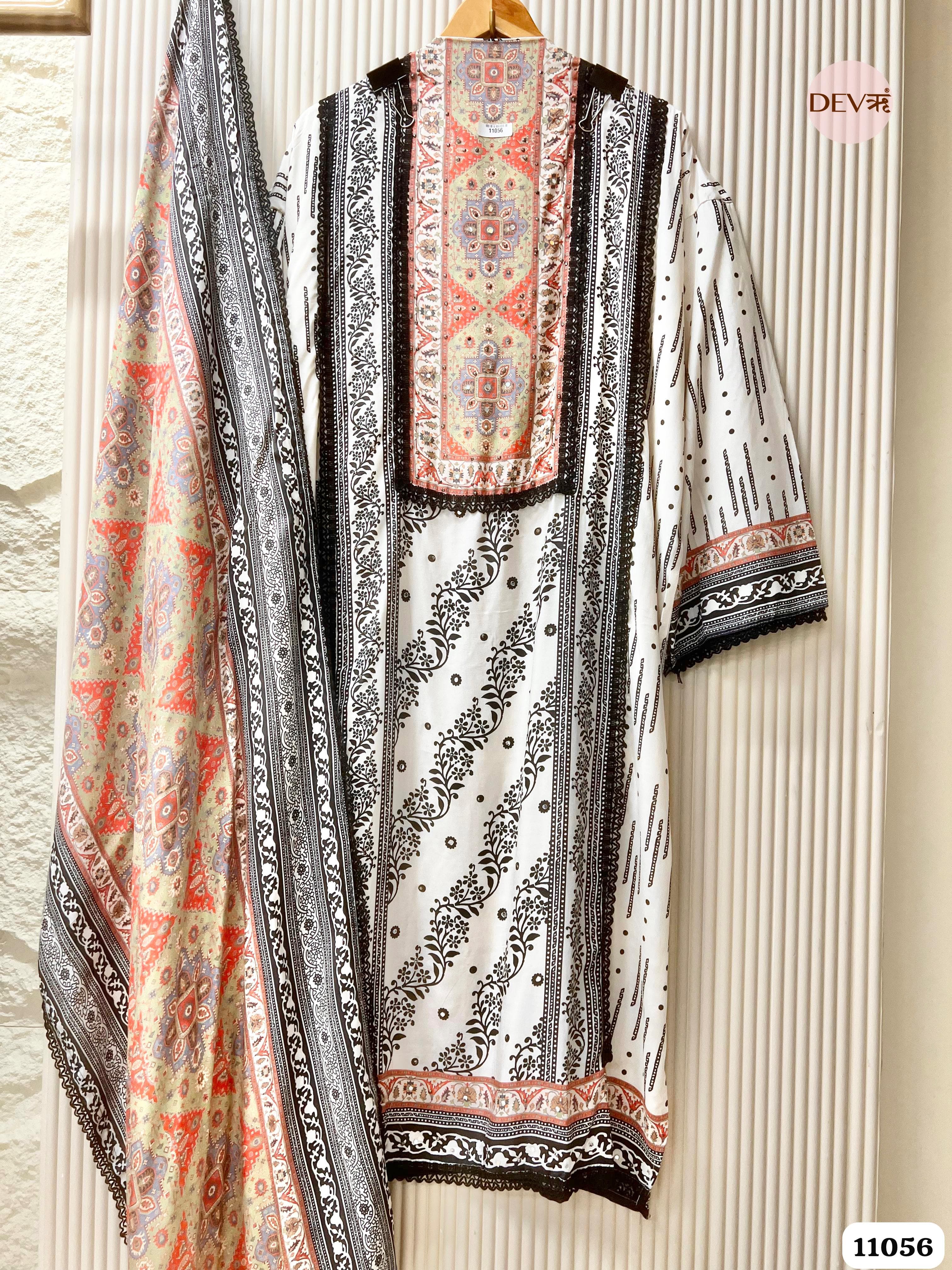 Black/White Muslin Printed Semi Stitched -Set Of 3 {11056}