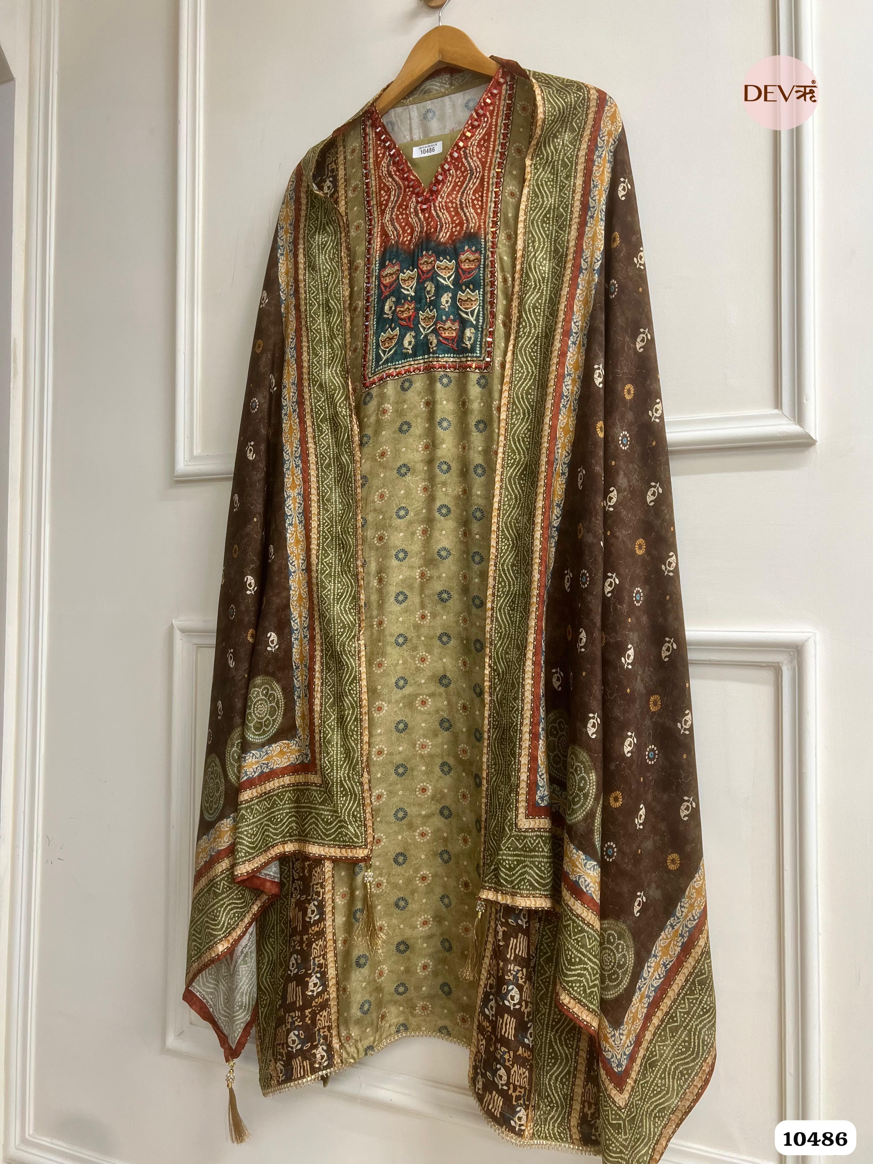 Mehendi green Muslin Unstitched Printed Hand Embroidered -Set Of 3 {10486}