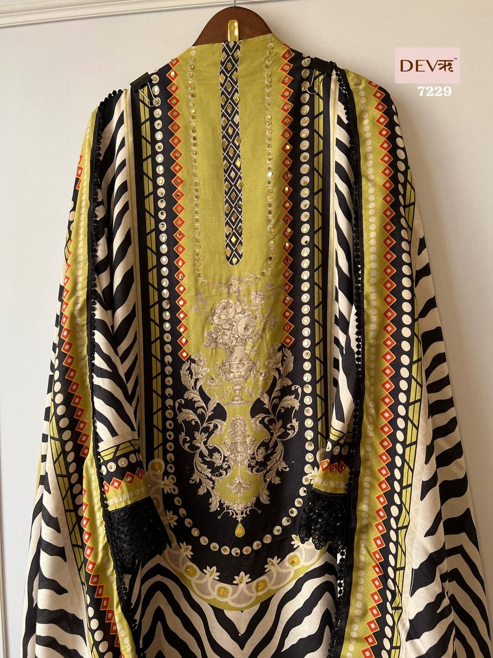 Yellow-Green Muslin Semi Stitched Pakistan Print Set Of 3 {7229}