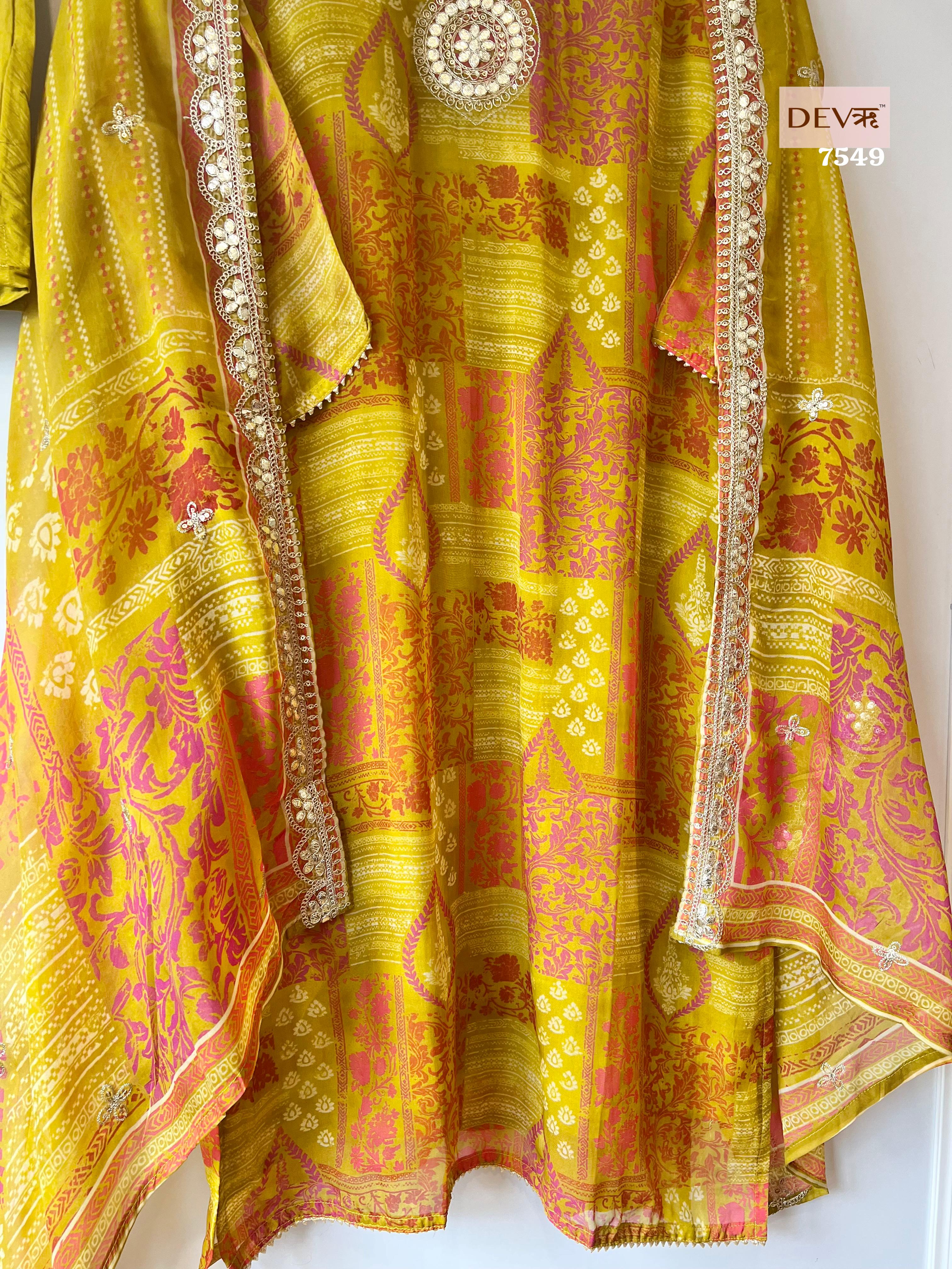 Haldi gota patti Organza Suit Set {7549}