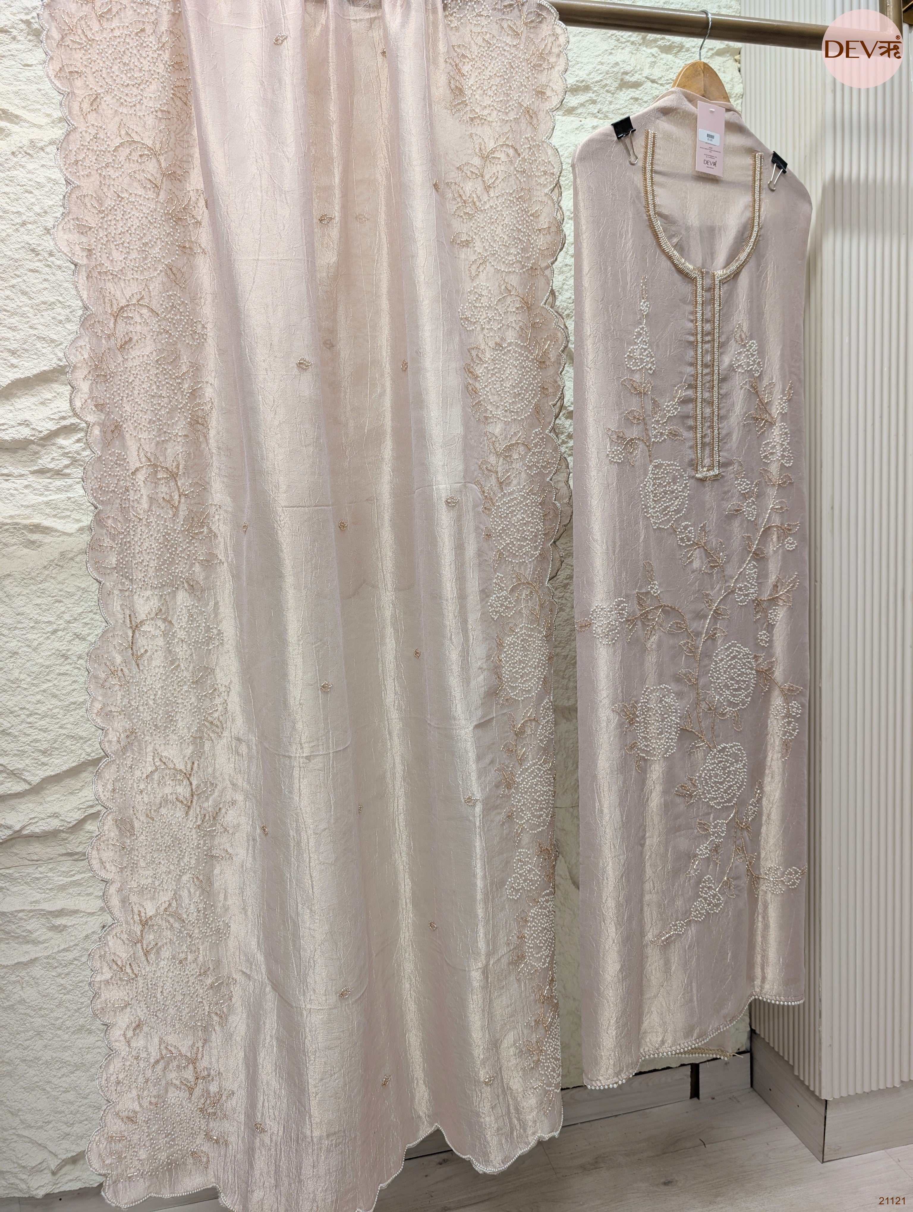 Blush Pure Tissue Crush Silk Embroidered Unstitched 3-Piece Suit (Devri – D.No 21121)