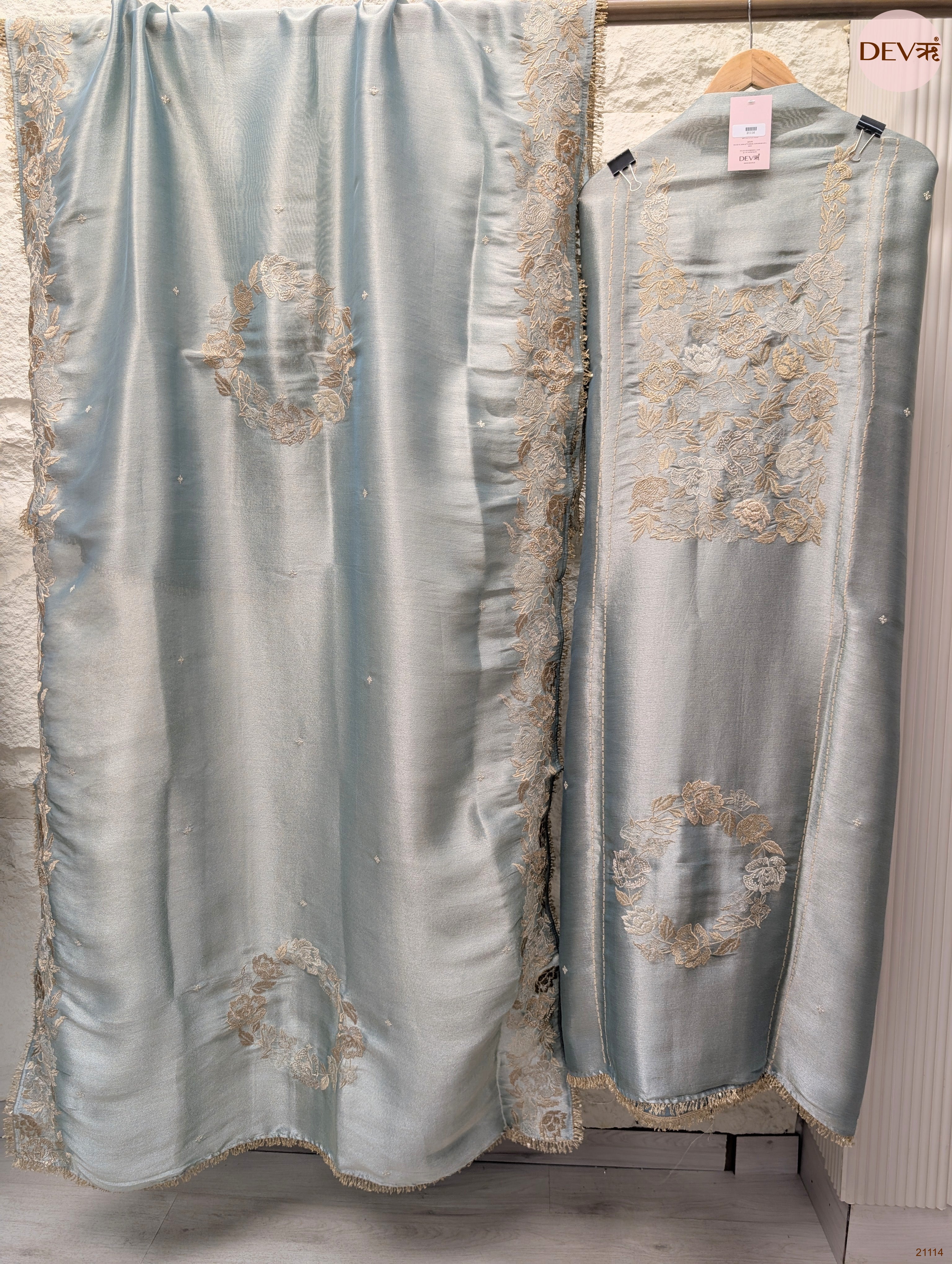 Blue Pure Giraffe Silk Embroidered Unstitched 3-Piece Suit (Devri – D.No 21114)