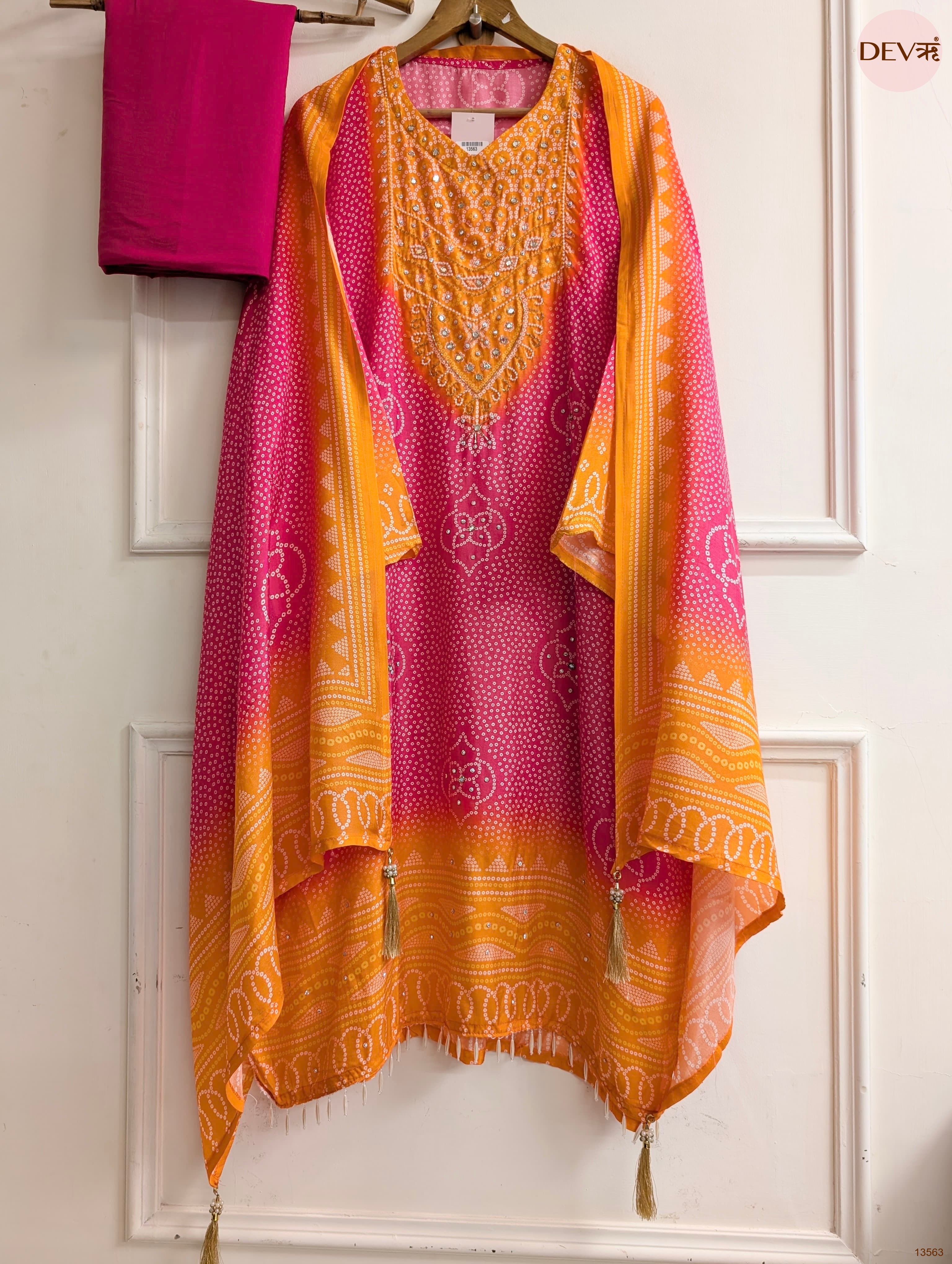 Pink Russian Silk Printed Unstitched 3-Piece Suit (Devri – D.No 13563)