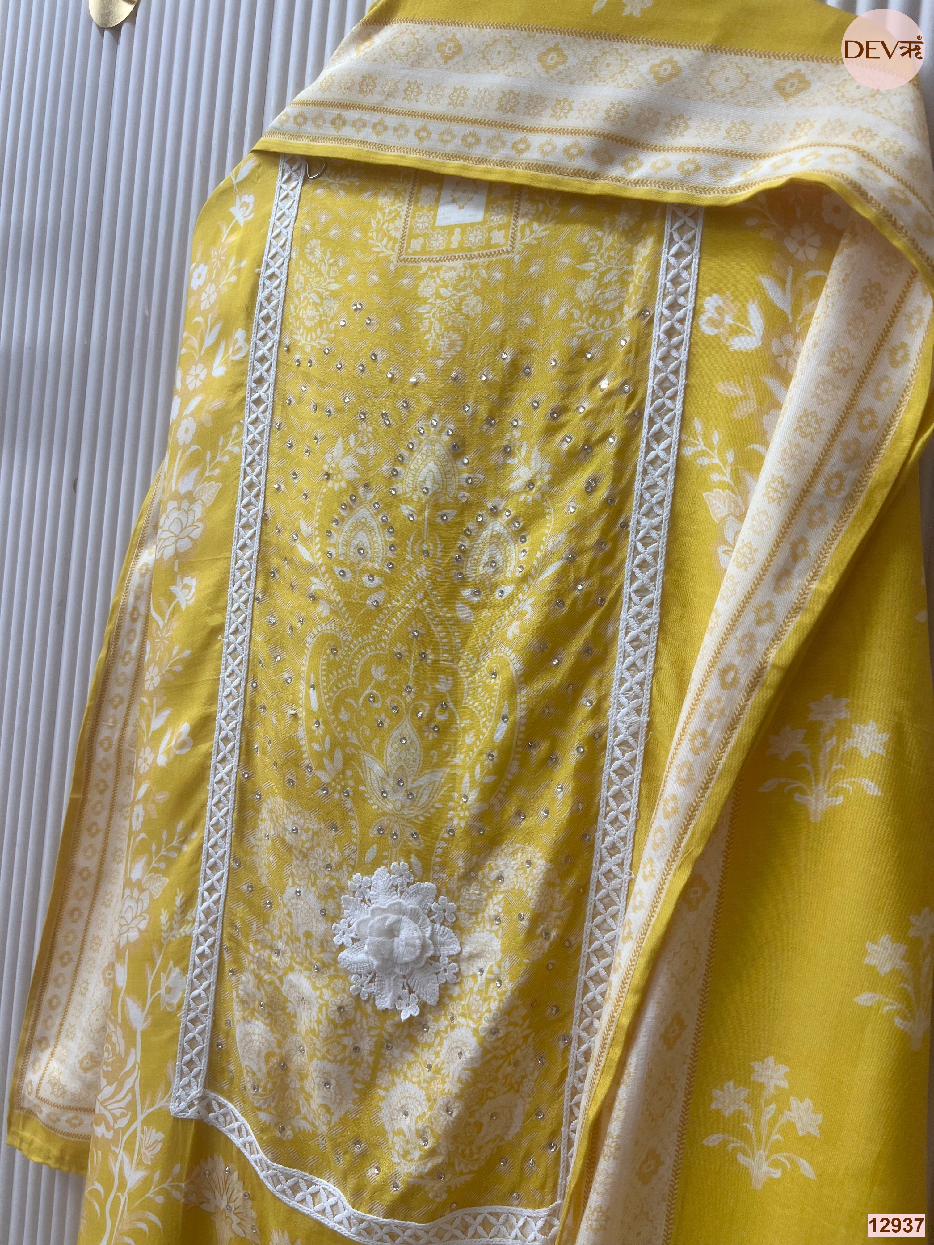 Yellow Muslin Printed Unstitched 3-Piece Suit (Devri – D.No 12937)
