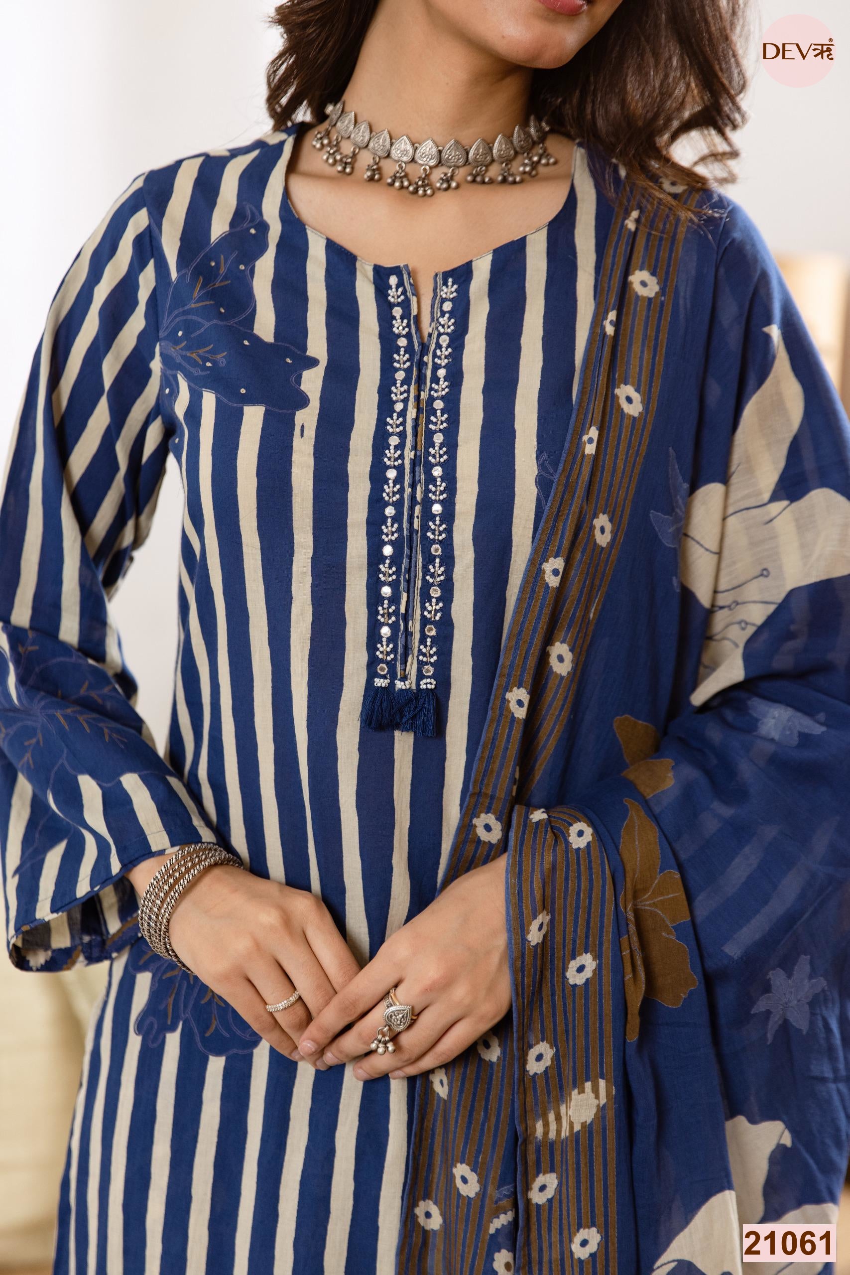 Neelambara Cotton Printed Blue 3-Piece Set (Devri – D.No 21061)