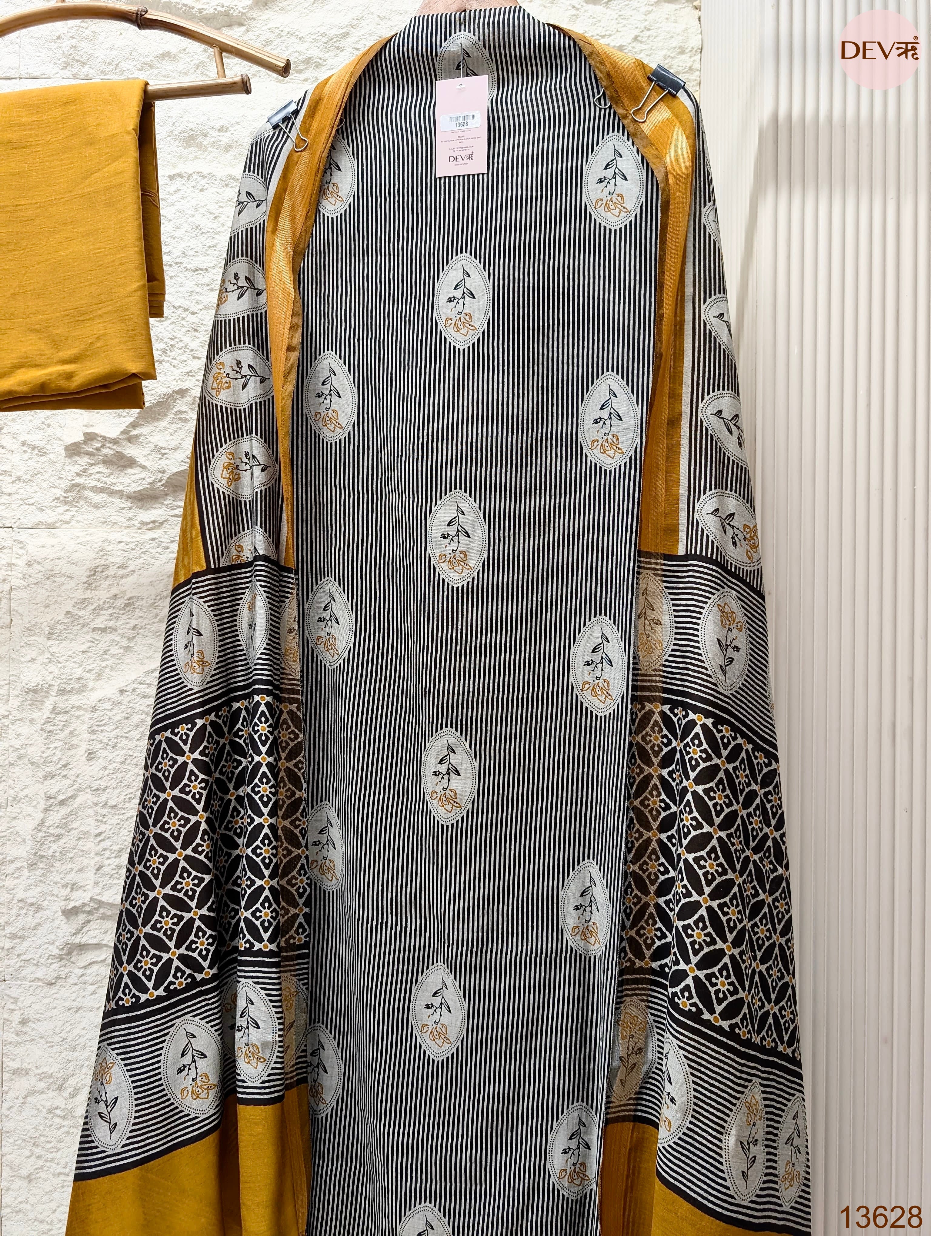 Black Maheshwari Silk Printed Unstitched 3-Piece Suit (Devri – D.No 13628)