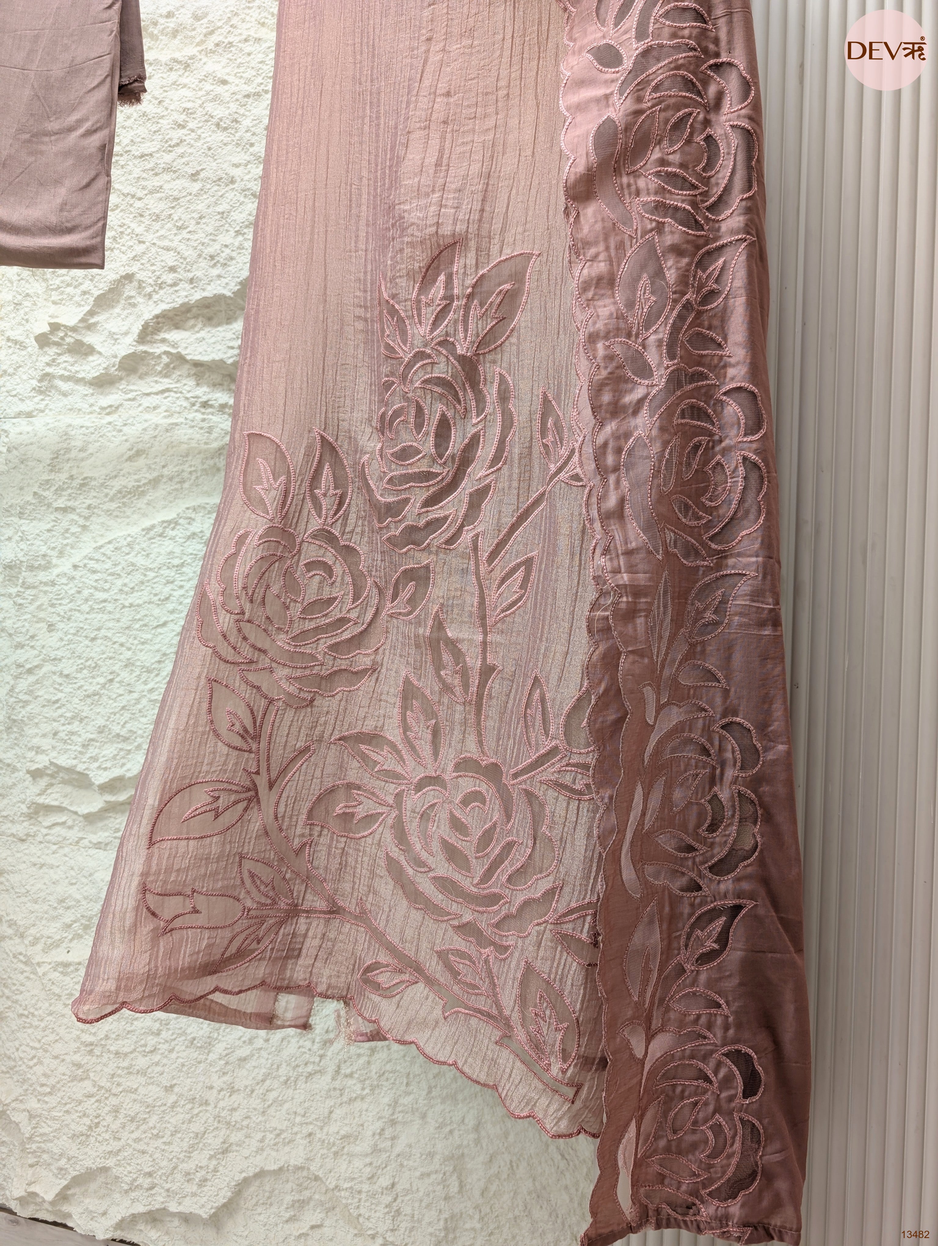 Pink Tissue Crush Silk Chanderi Embroidered Unstitched 3-Piece Suit (Devri – D.No 13482)