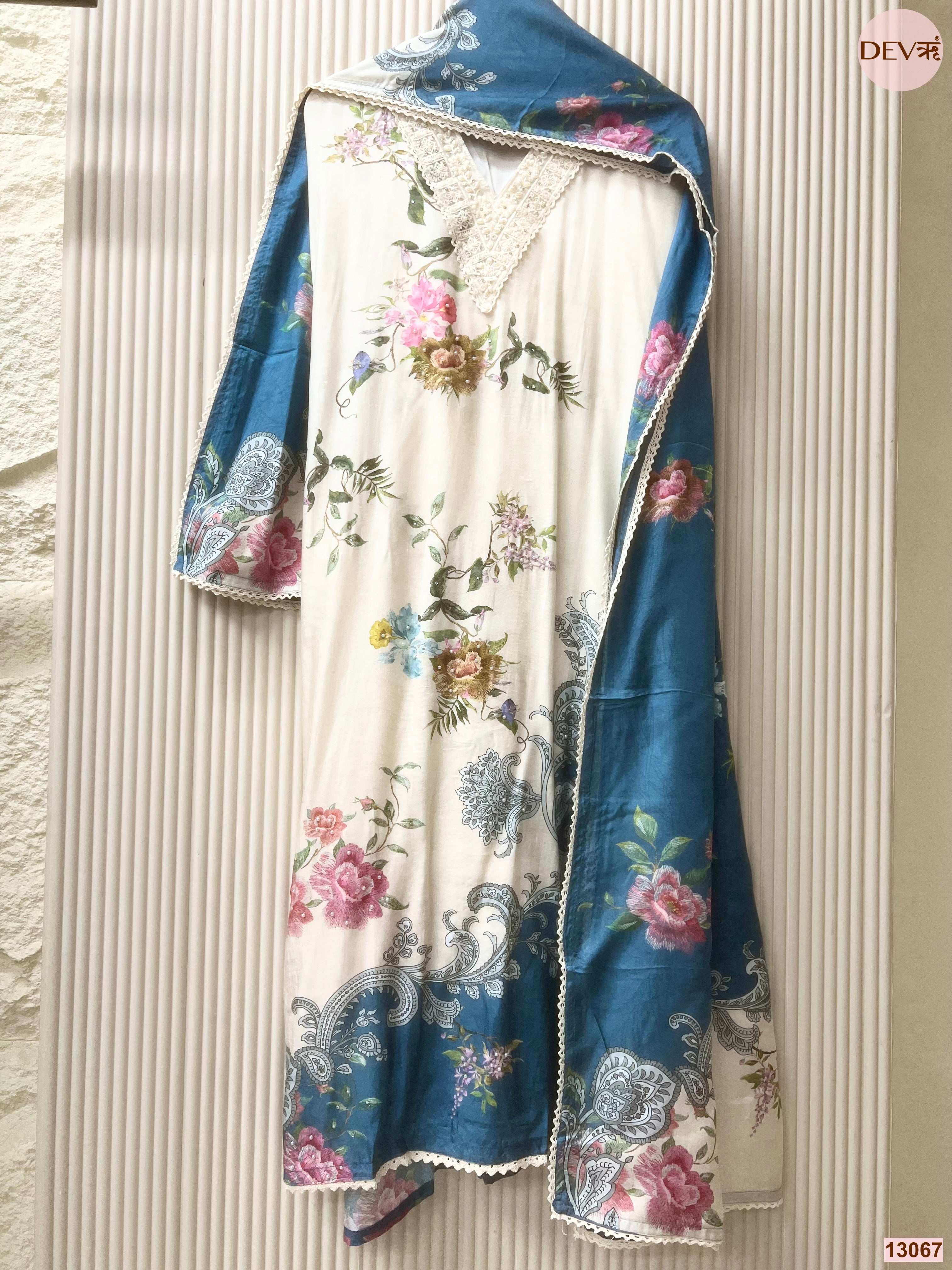 Cream Muslin Printed Unstitched 3-Piece Suit (Devri – D.No 13067)